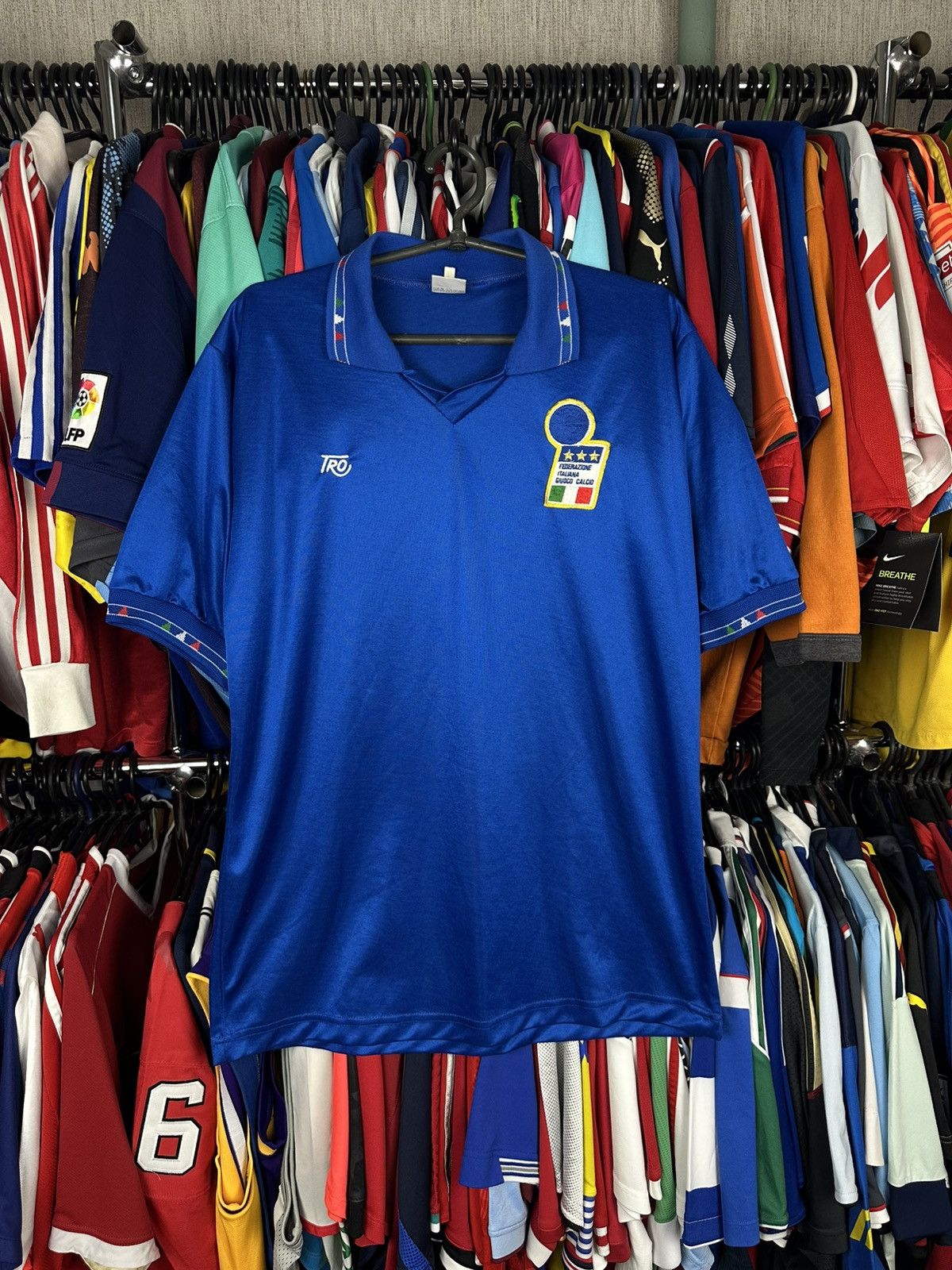 Other ITALY NATIONAL TEAM 80s-90s HOME FOOTBALL SHIRT JERSEY TRO Size US L / EU 52-54 / 3 - 1 Thumbnail