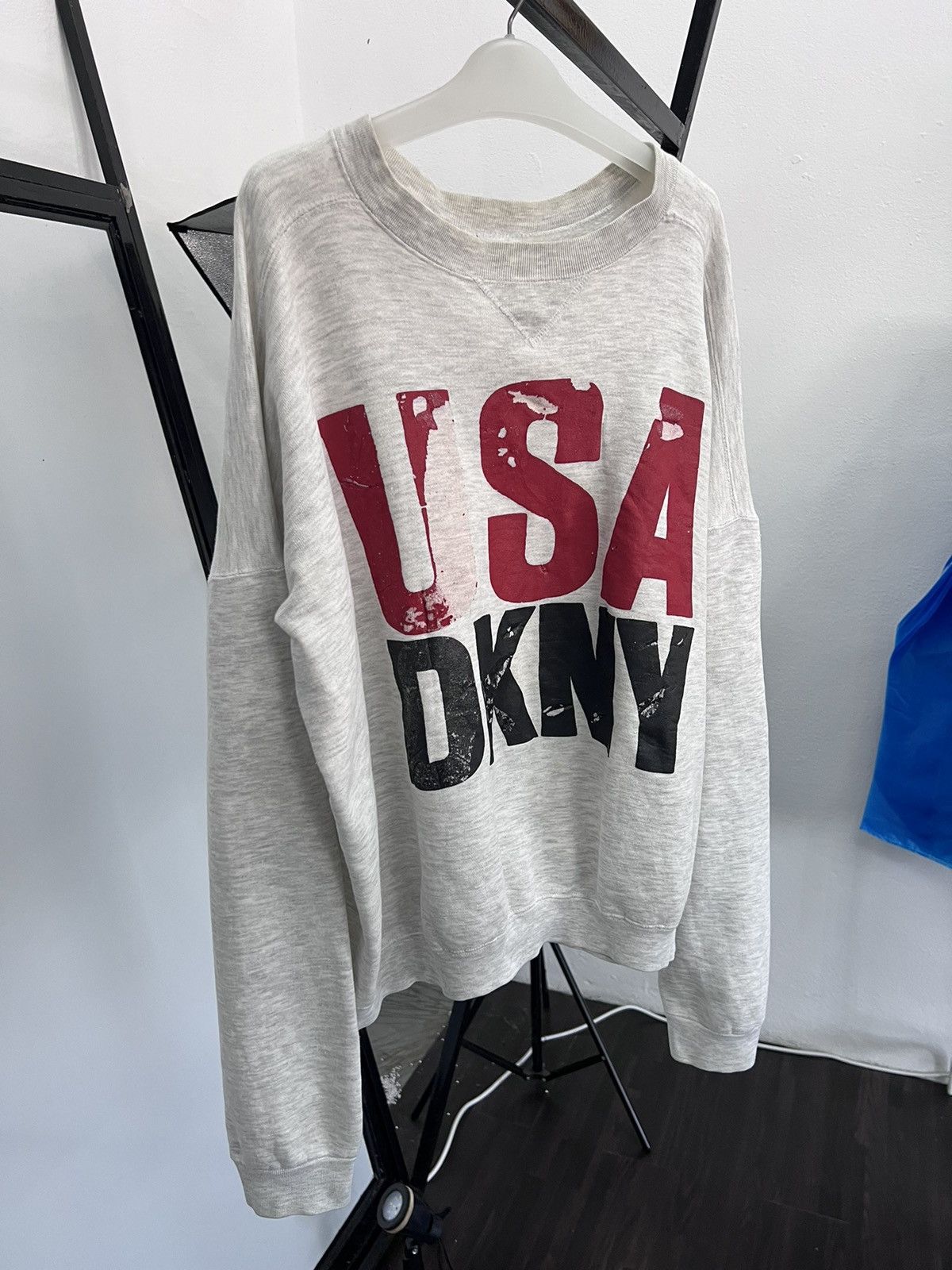 DKNY × Donna Karan × Vintage 🔥 Vintage DKNY Made in USA Distressed logo sweatshirt Size US XL / EU 56 / 4 - 2 Thumbnail