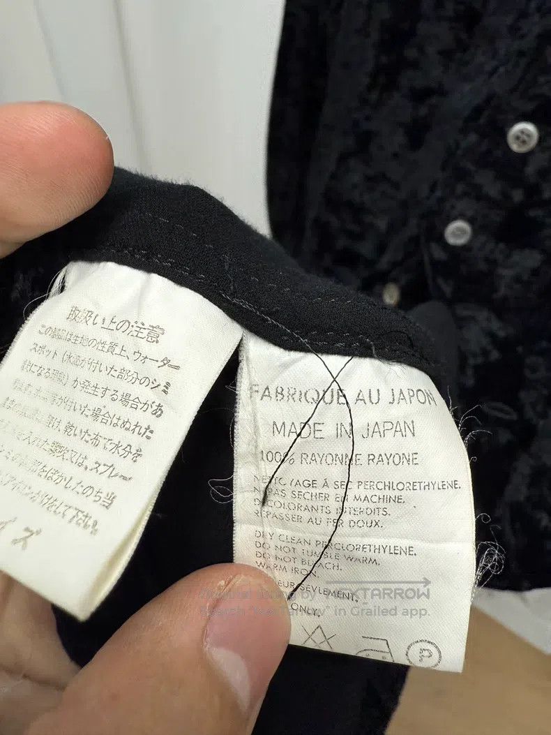 Yohji Yamamoto YOHJI YAMAMOTO Asymmetrical Velvet Shell Button Shirt Size US XS / EU 42 / 0 - 6 Thumbnail