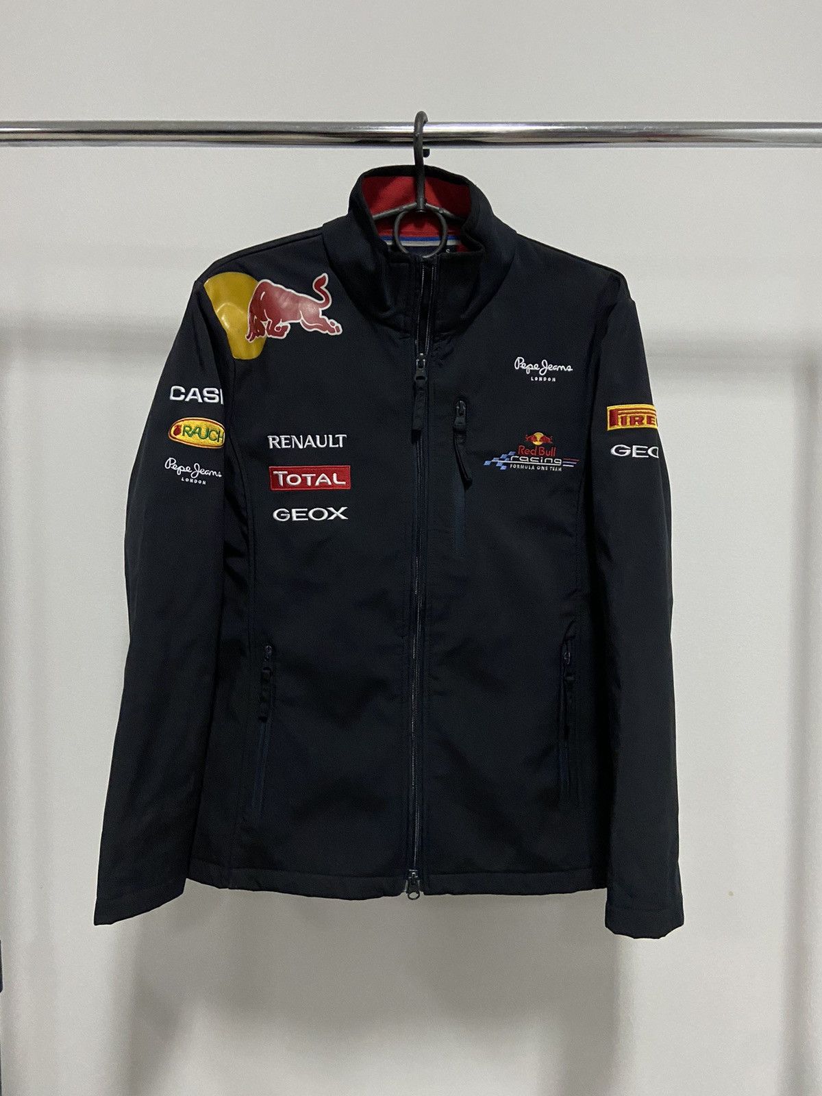 Red Bull Red Bull formula one team Vintage Jacket Racing Big Logo Size US S / EU 44-46 / 1 - 2 Thumbnail