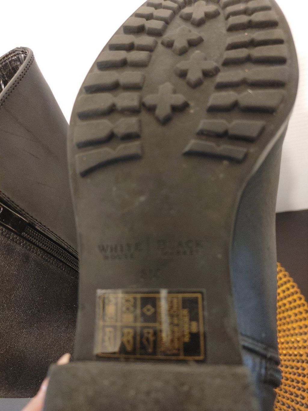 White House Black Market White House Black Market Boots Size 8M Size US 8.5 / IT 38.5 - 6 Thumbnail
