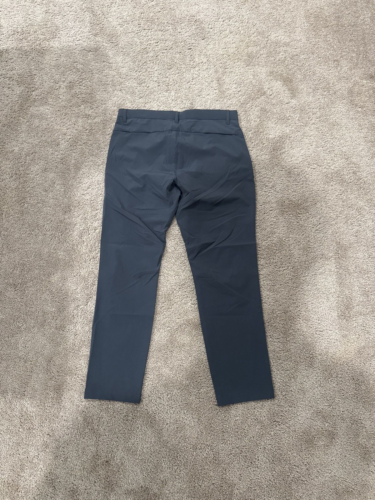 Fabletics Dark grey golf pants Size US 32 / EU 48 - 2 Thumbnail