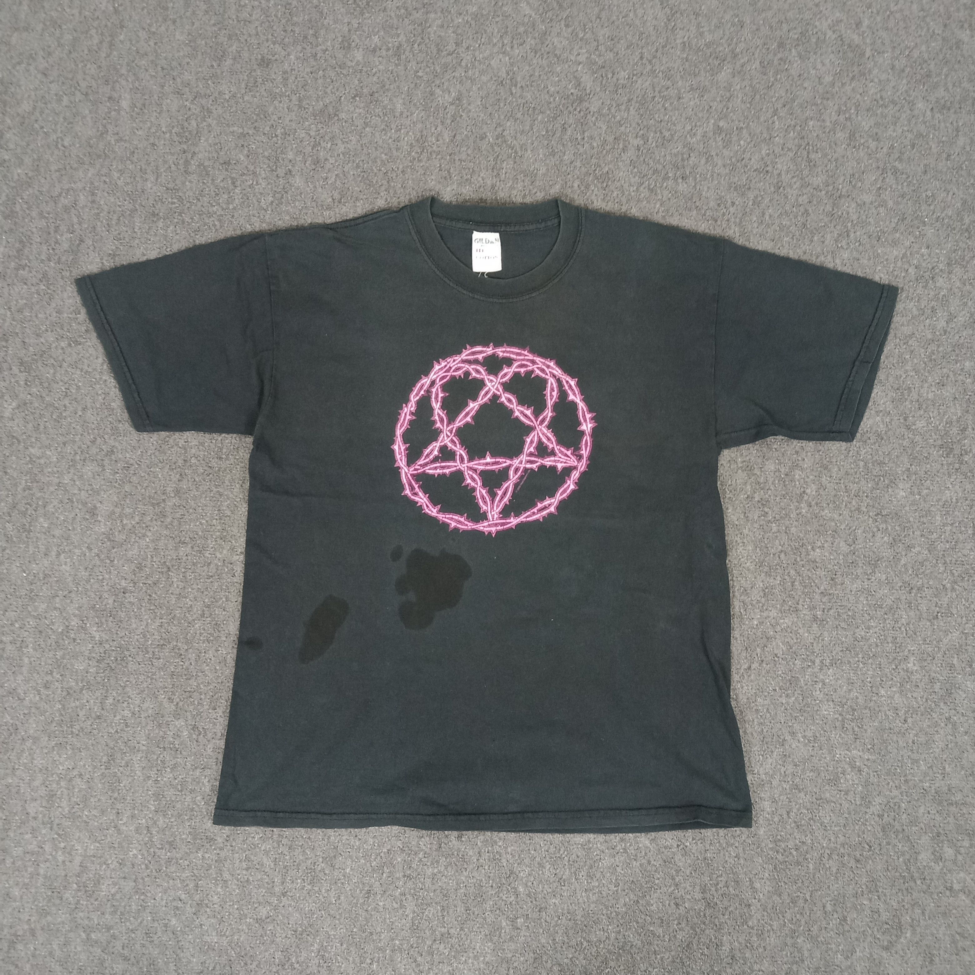 Band Tees × Vintage HIM American US Tour 2004 Rock Band Tshirt Size US L / EU 52-54 / 3 - 3 Thumbnail