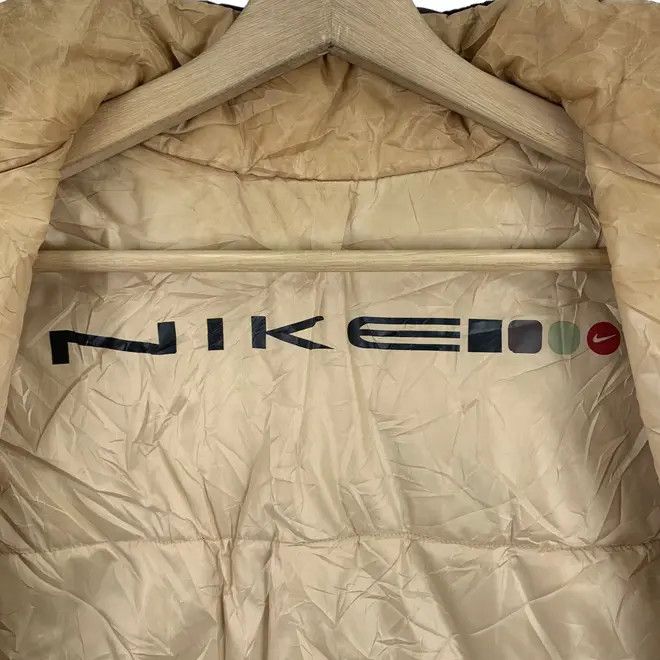 Nike Vintage NIKE REVERSIBLE PUFFER Swoosh Center Logo Vest Size US XL / EU 56 / 4 - 10 Thumbnail