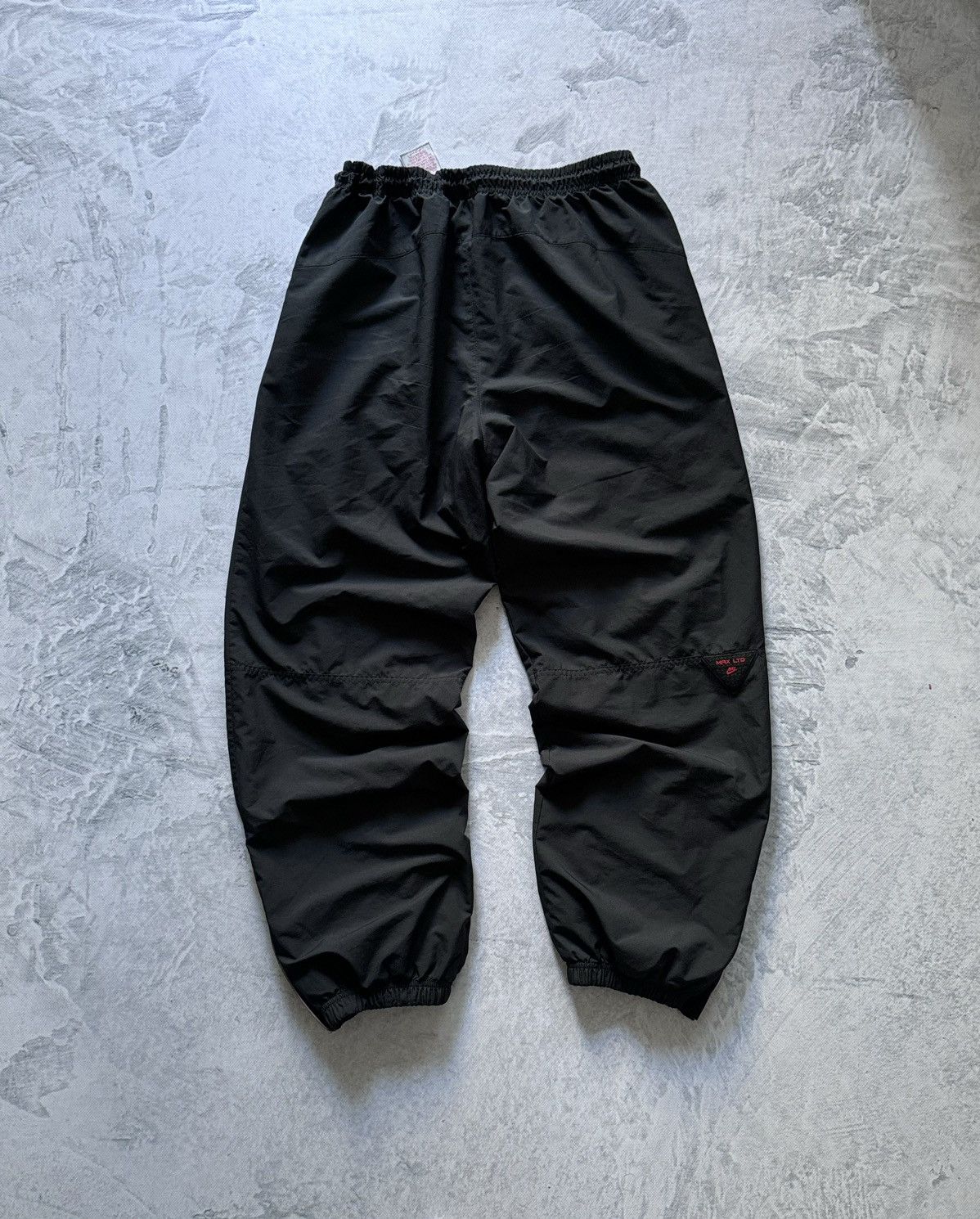 Nike × Vintage 00s Nike Vintage Nylon Airmax Joogers Pants Y2K Baggy Drill Size US 32 / EU 48 - 2 Thumbnail