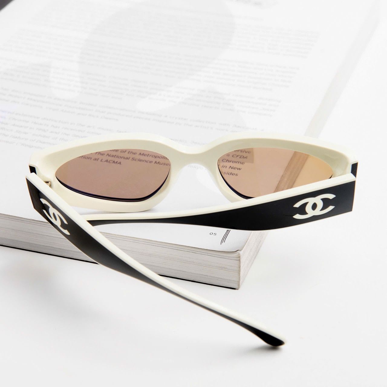Chanel CHANEL 0CH6056 165653 SUNGLASSES Size ONE SIZE - 7 Thumbnail
