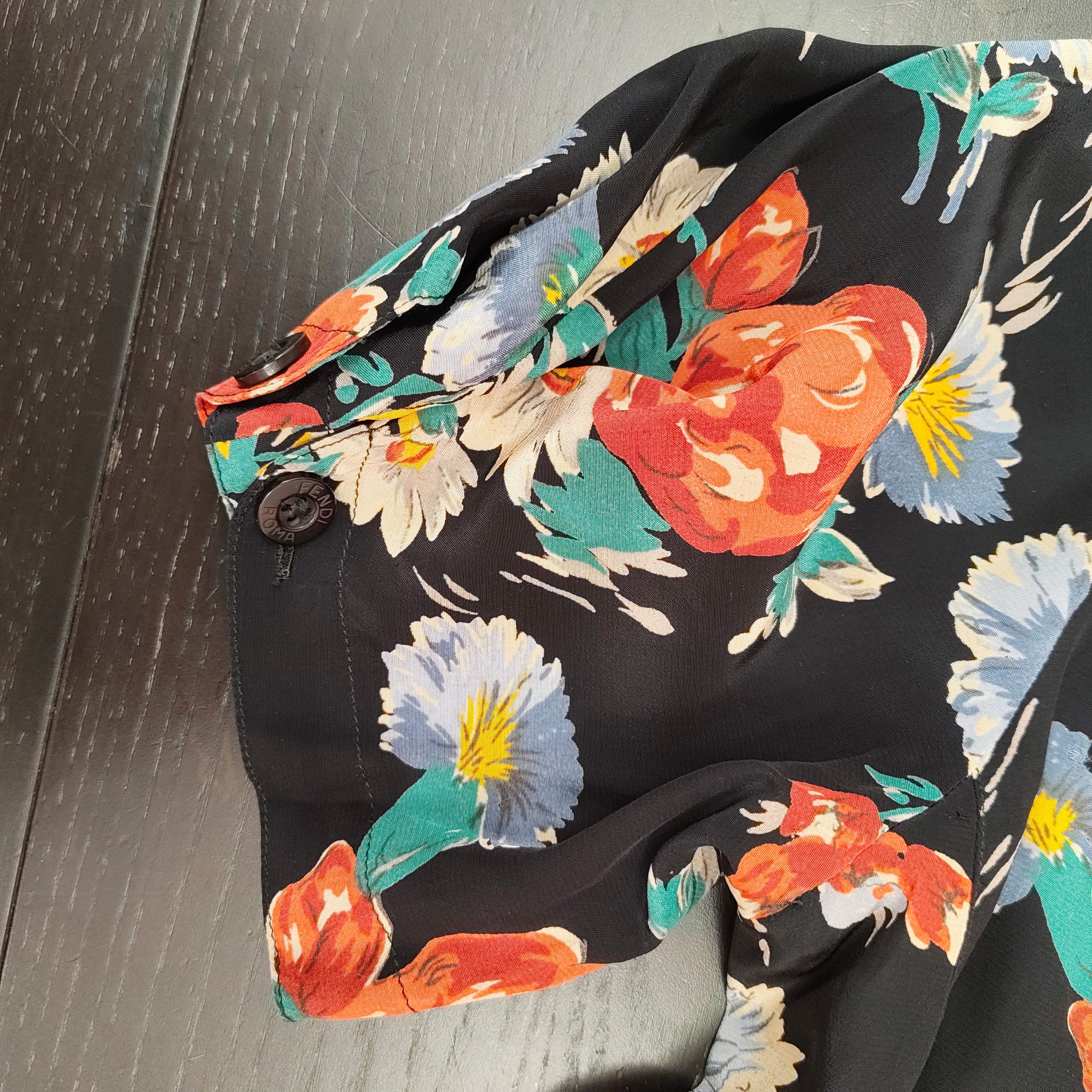 Fendi Fendi vintage 80s silk blouse floral print puff sleeves Size M / US 6-8 / IT 42-44 - 11 Thumbnail