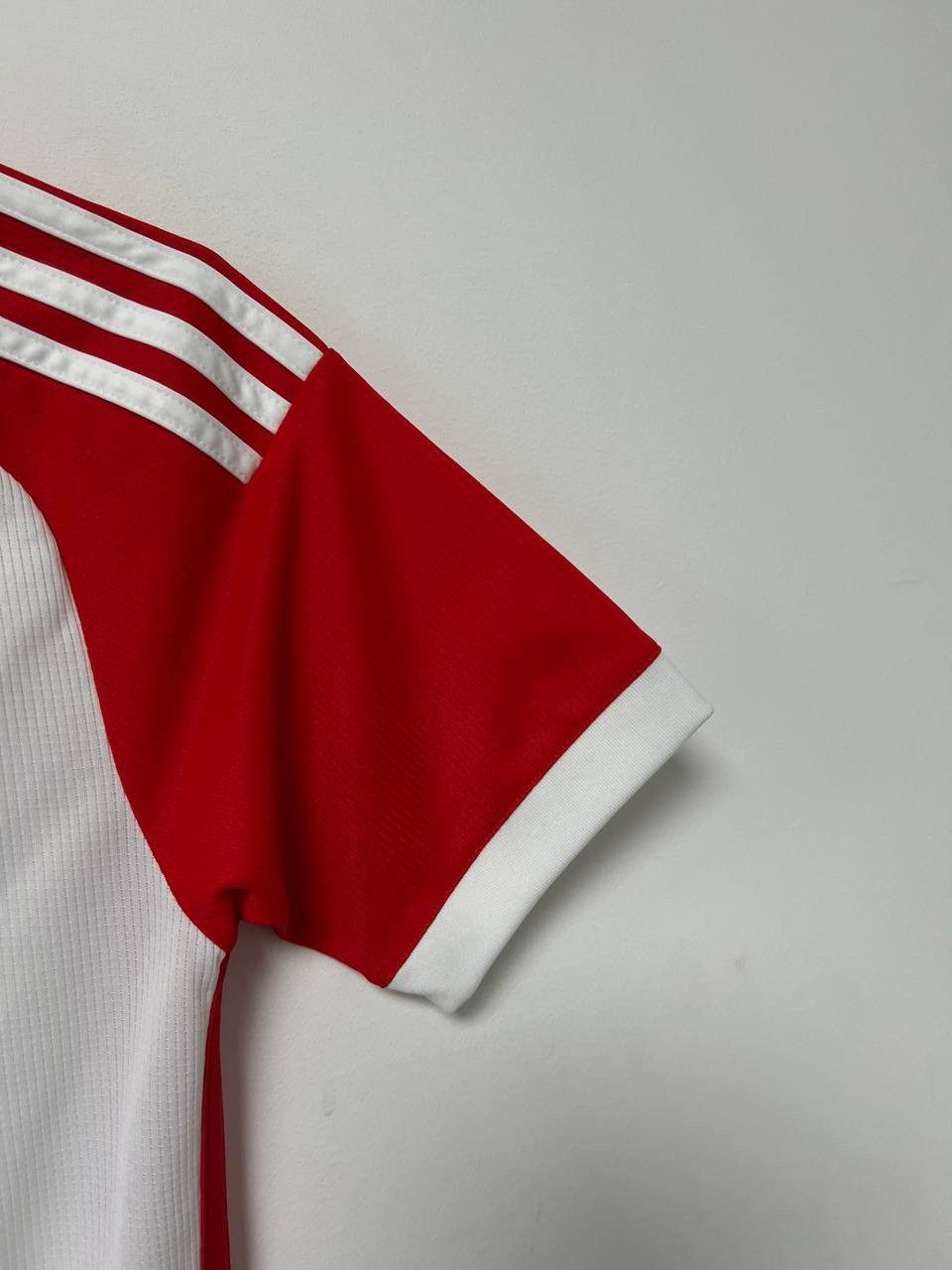 Adidas Bayern Munchen 2023/24 Home Jersey Football Shirt Adidas XS Size US XS / EU 42 / 0 - 8 Thumbnail