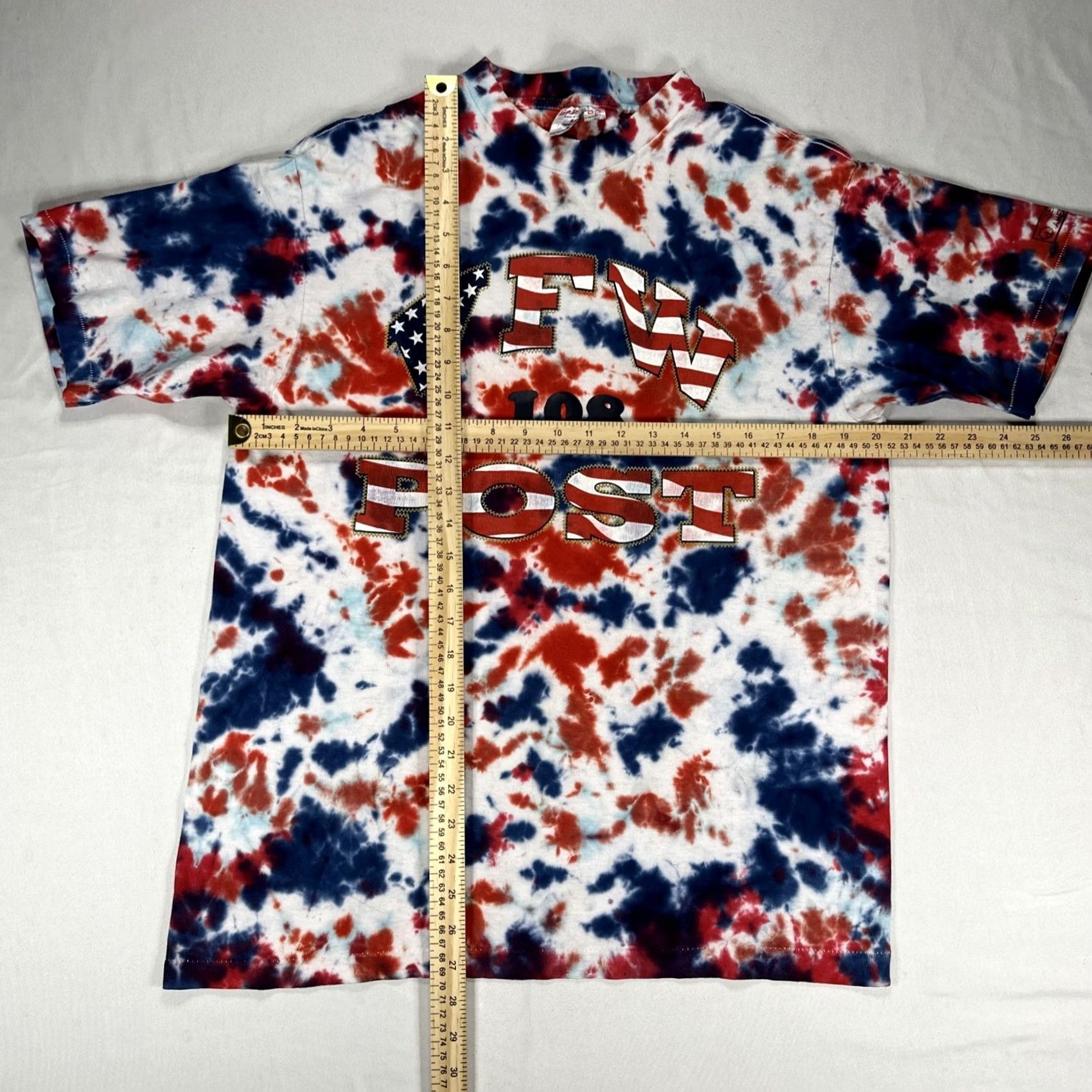 TEE JAYS VINTAGE Teejays T-Shirt Red White Blue Tie-Dye VFW Post 108 Single Stitch 90s Mens L Short Sleeve Graphic Tee USA Made Size US L / EU 52-54 / 3 - 2 Thumbnail