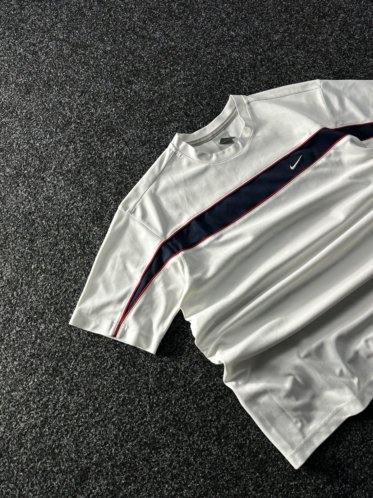 Nike × Vintage 🚨 NIKE 90S SWOOSH VINTAGE SILVERTAG TEE Y2k HYPE Size US L / EU 52-54 / 3 - 2 Thumbnail