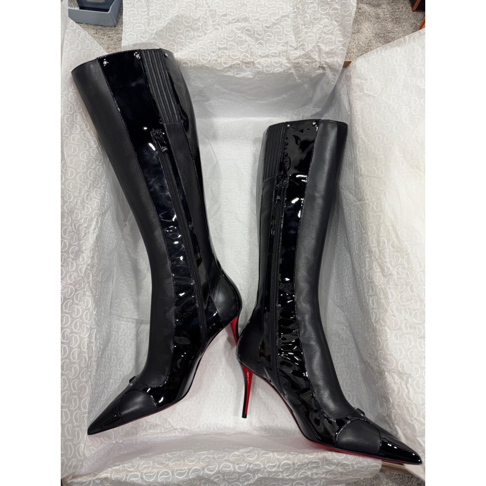 Christian Louboutin Christian Louboutin CL IN 90S Botta 80 Black Logo Leather Size US 8 / IT 38 - 11 Thumbnail