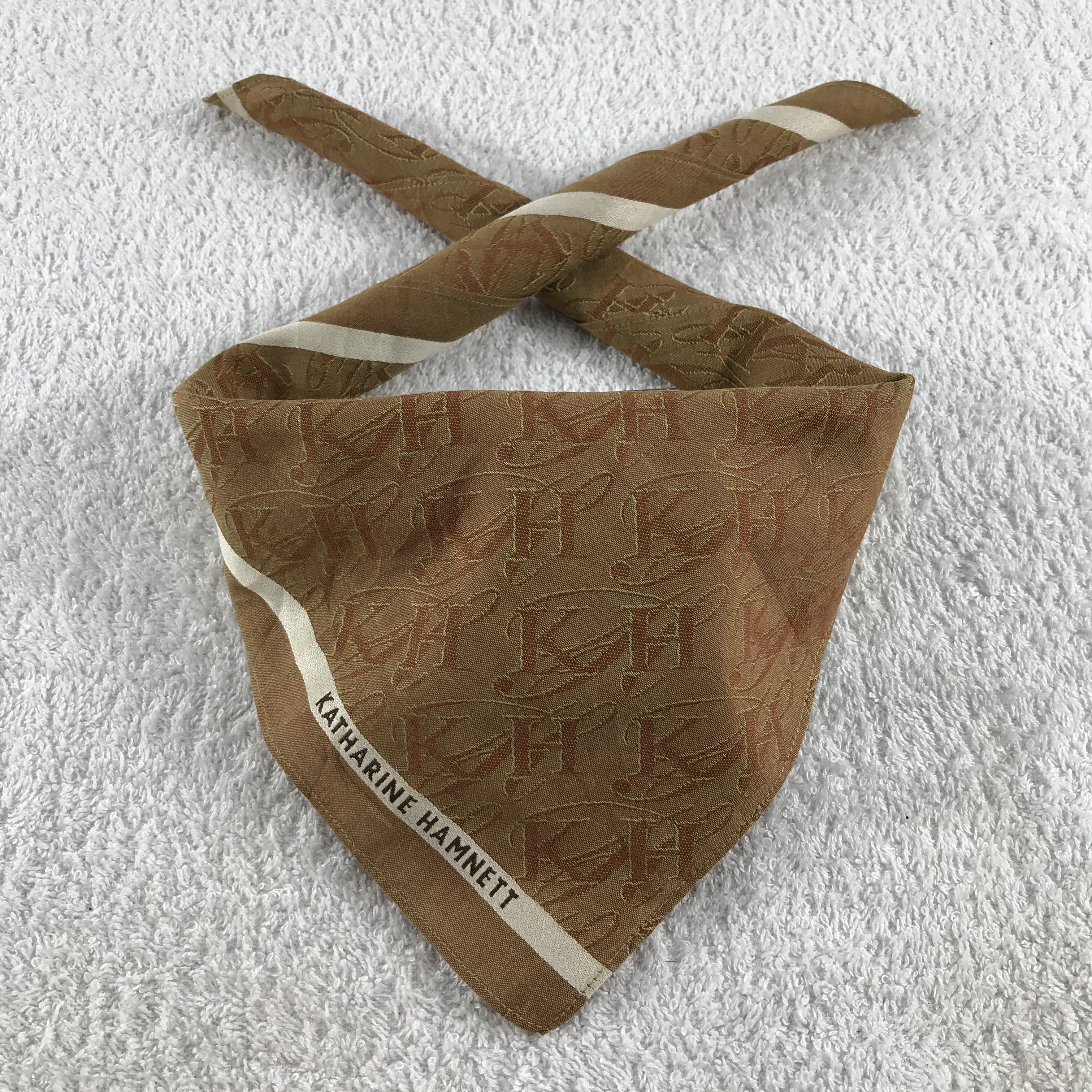 Katharine Hamnett London × Vintage Katharine Hamnett Bandana/ Handkerchief / Neckerchief Size ONE SIZE - 1 Thumbnail