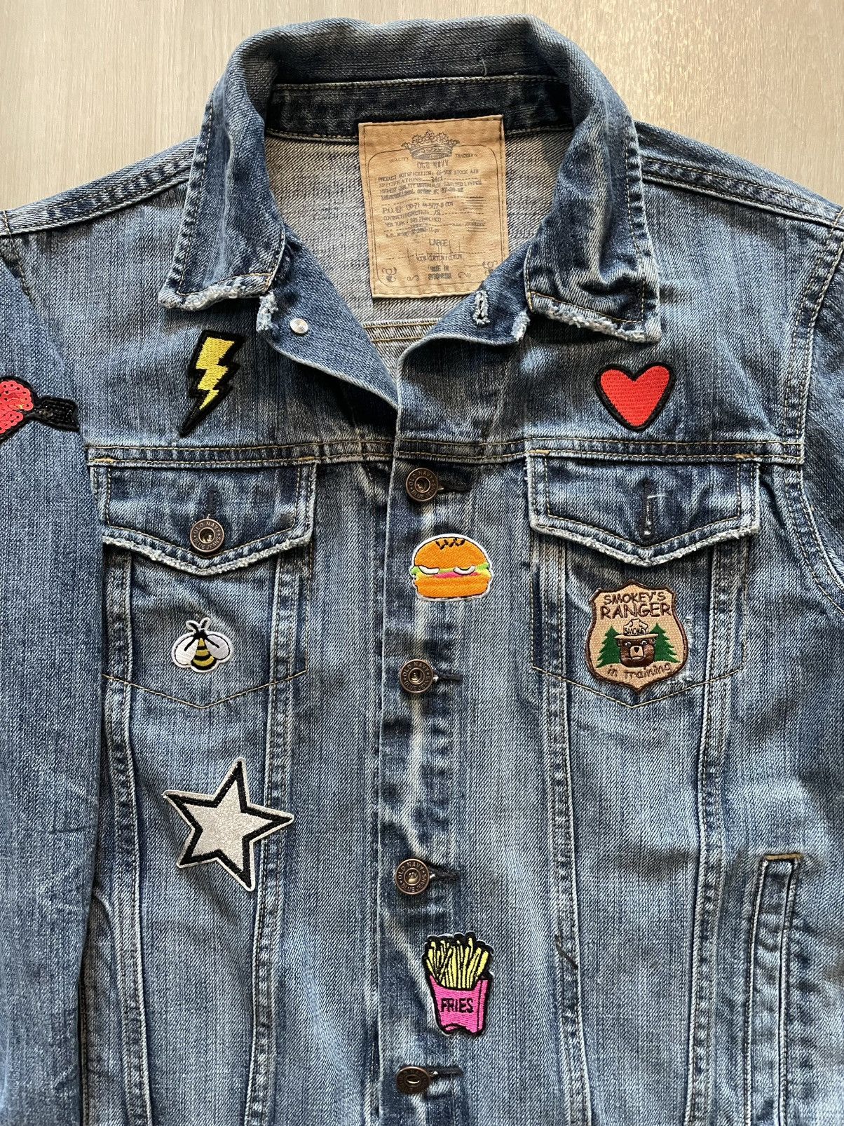 Old Navy VTG Y2K 06 Old Navy Denim Trucker W/ Y2K Patch Collection Size L / US 10 / IT 46 - 4 Thumbnail