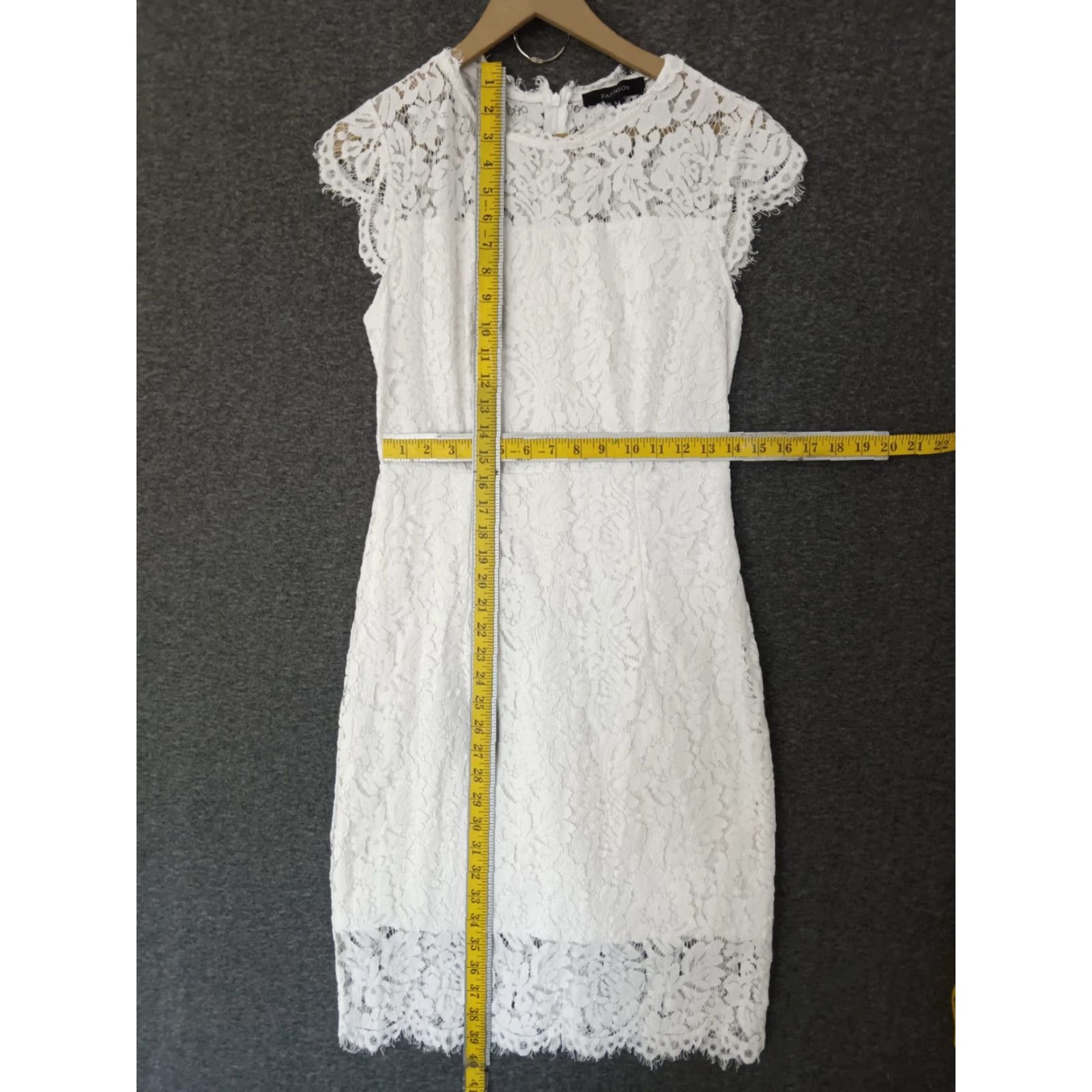 Vintage VINTAGE FASHION Women’s White Lace Sheath Midi Cap Sleeve Floral Lined Dress M - Party/Cocktail Size M / US 6-8 / IT 42-44 - 4 Thumbnail