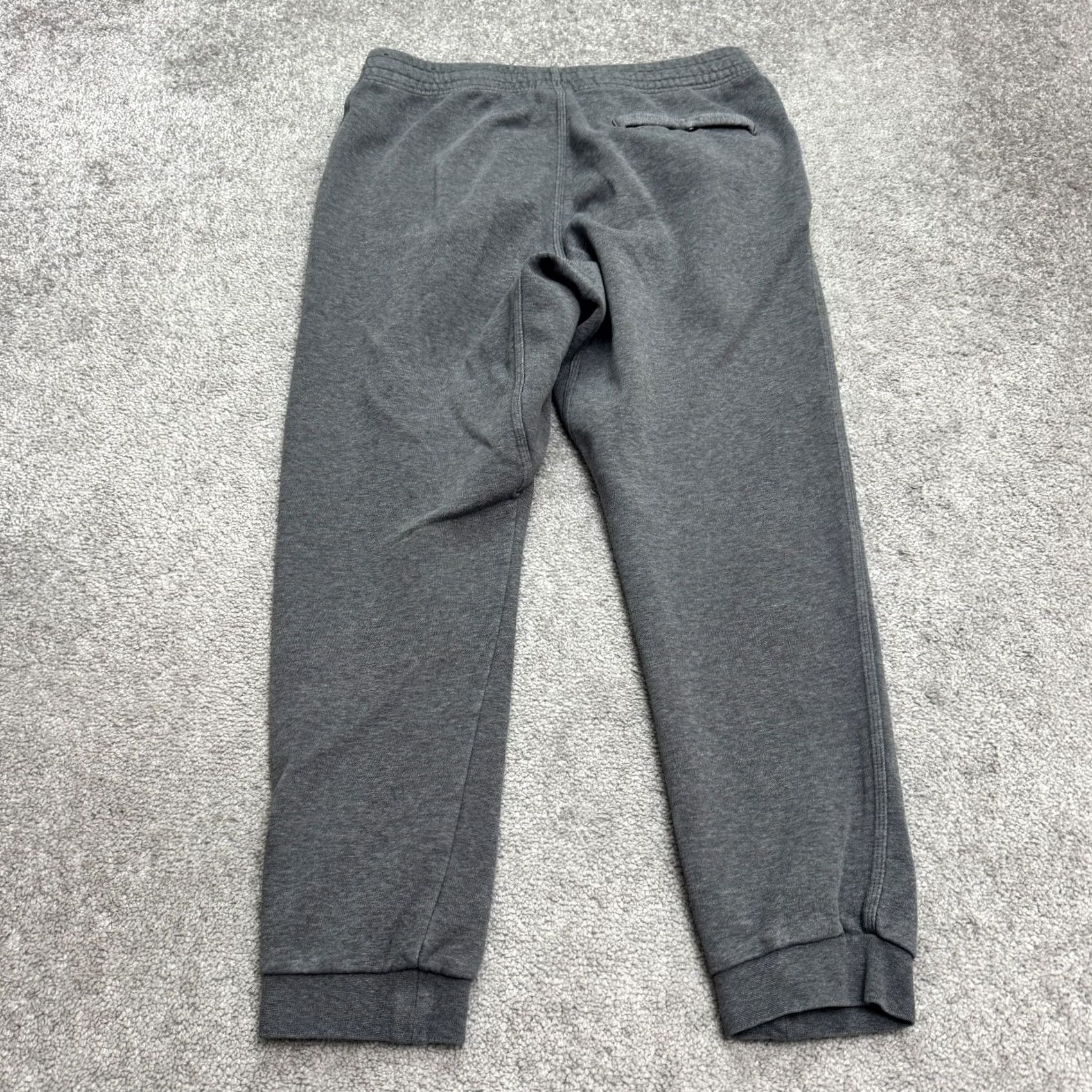 Nike Nike Fleece Jogger Sweatpants Mens Medium Dark Gray Elastic Waist Activewear Jogger Casual Size US 31 - 2 Thumbnail