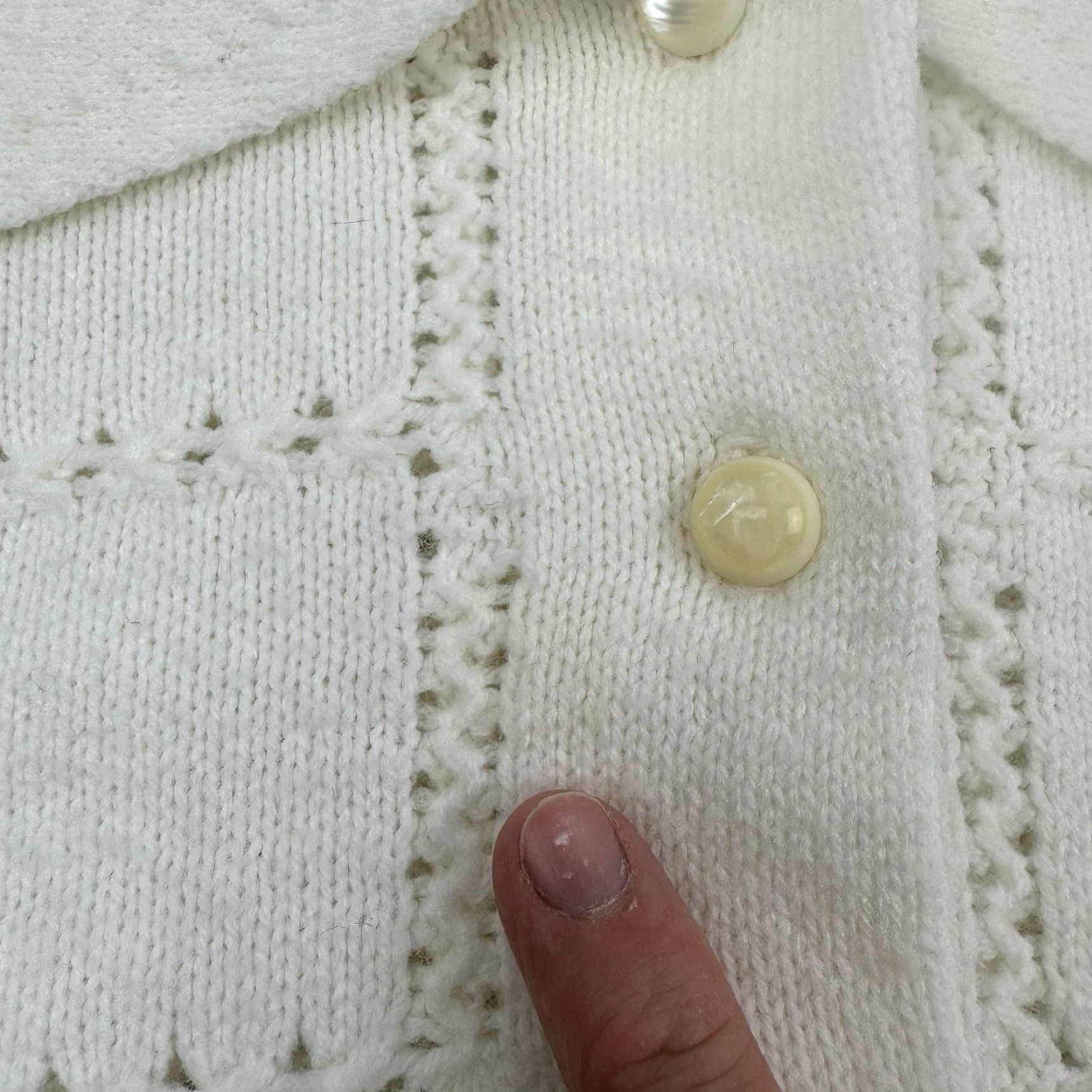 Vintage VINTAGE Rosanna Wintuk Cardigan Sweater Shirt Collar Women's Medium Ivory Cream Button Up Random Brand—Rosanna 90s Casual Mens Womens Size M / US 6-8 / IT 42-44 - 5 Thumbnail