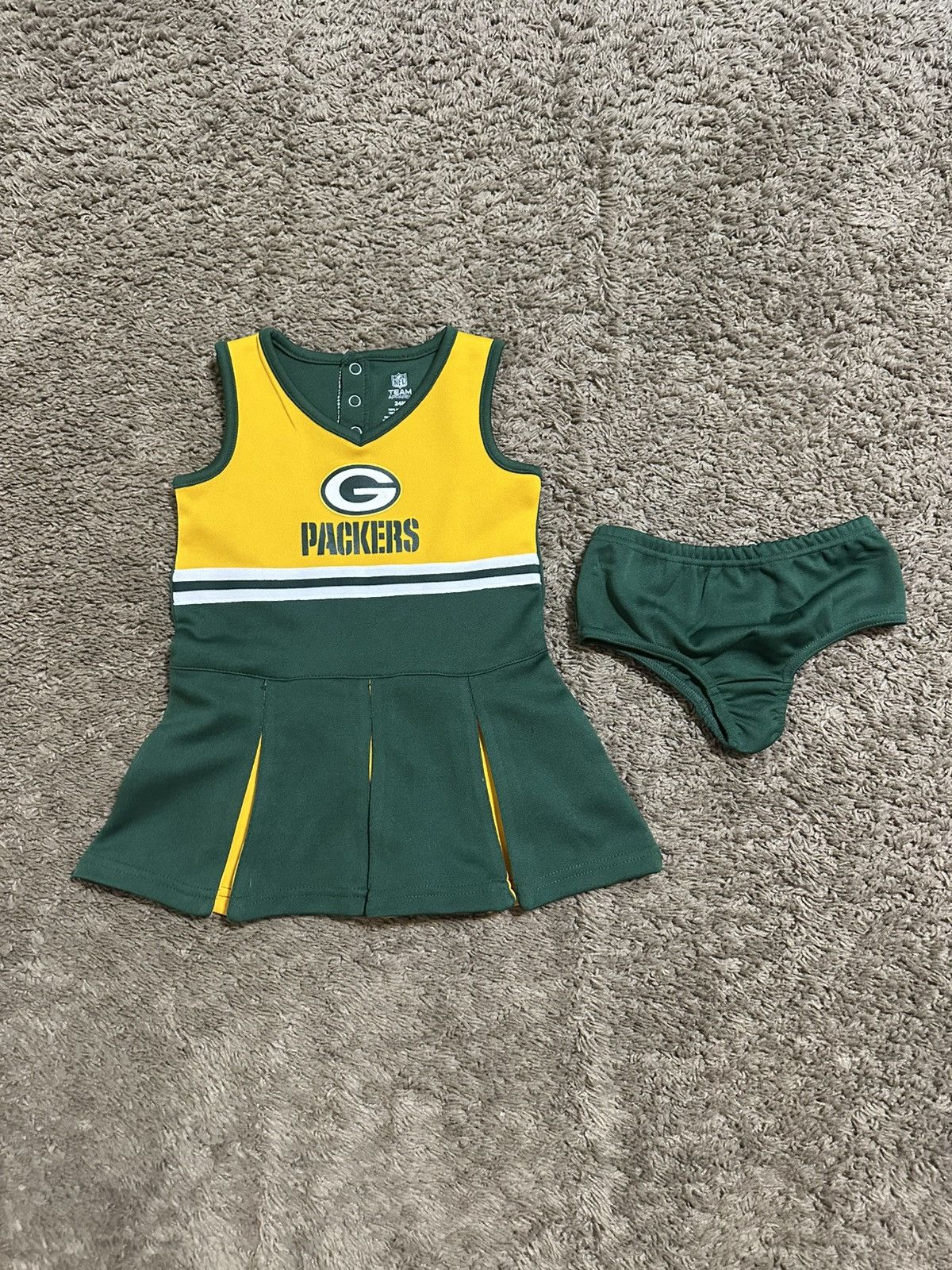 NFL Vintage NFL Green Bay Packers cheerleading 24 months Dress Size XXS / US 00 / IT 34 - 1 Thumbnail