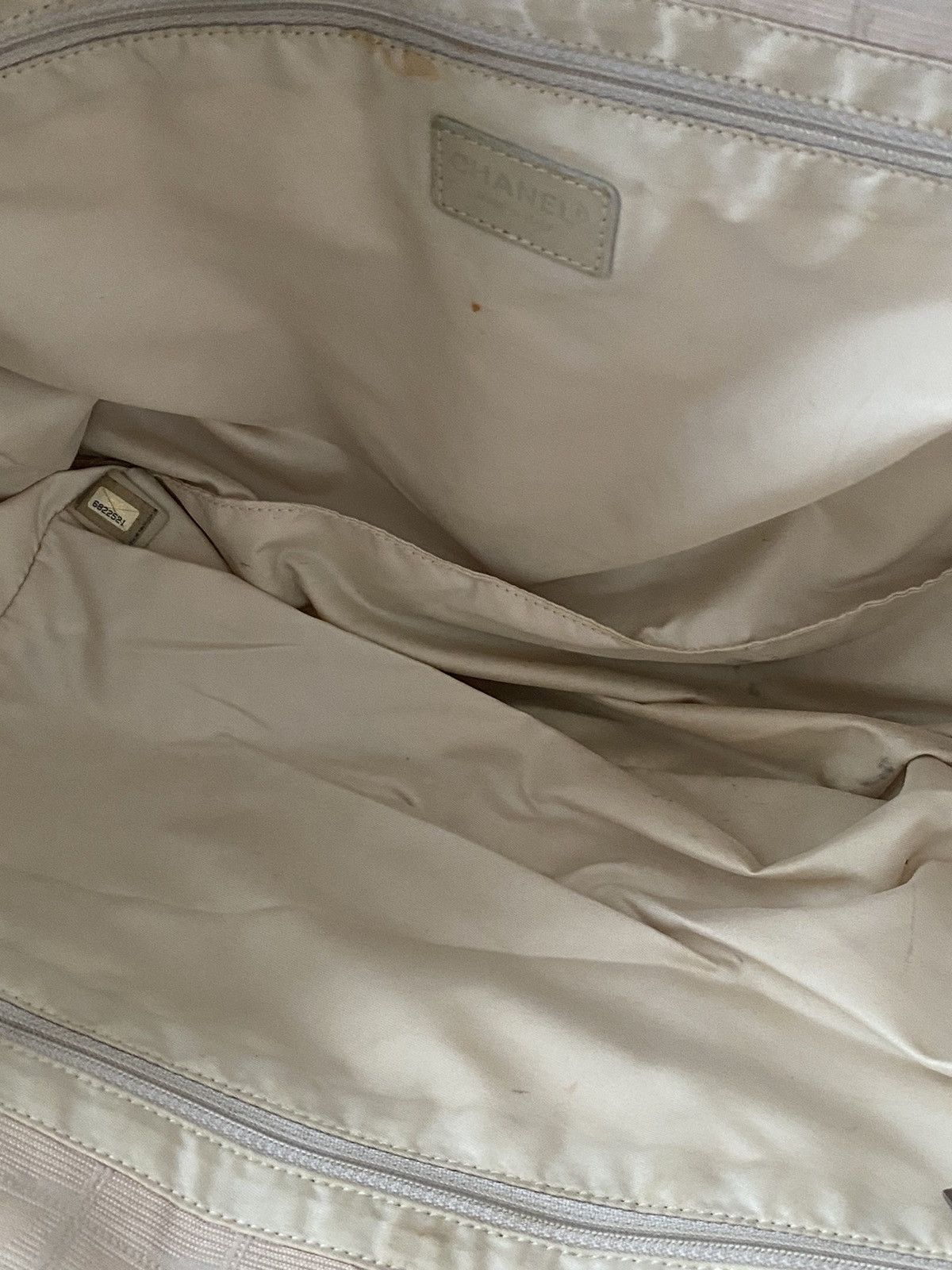 Chanel Chanel CC Canvas Tote Bag Size ONE SIZE - 3 Thumbnail