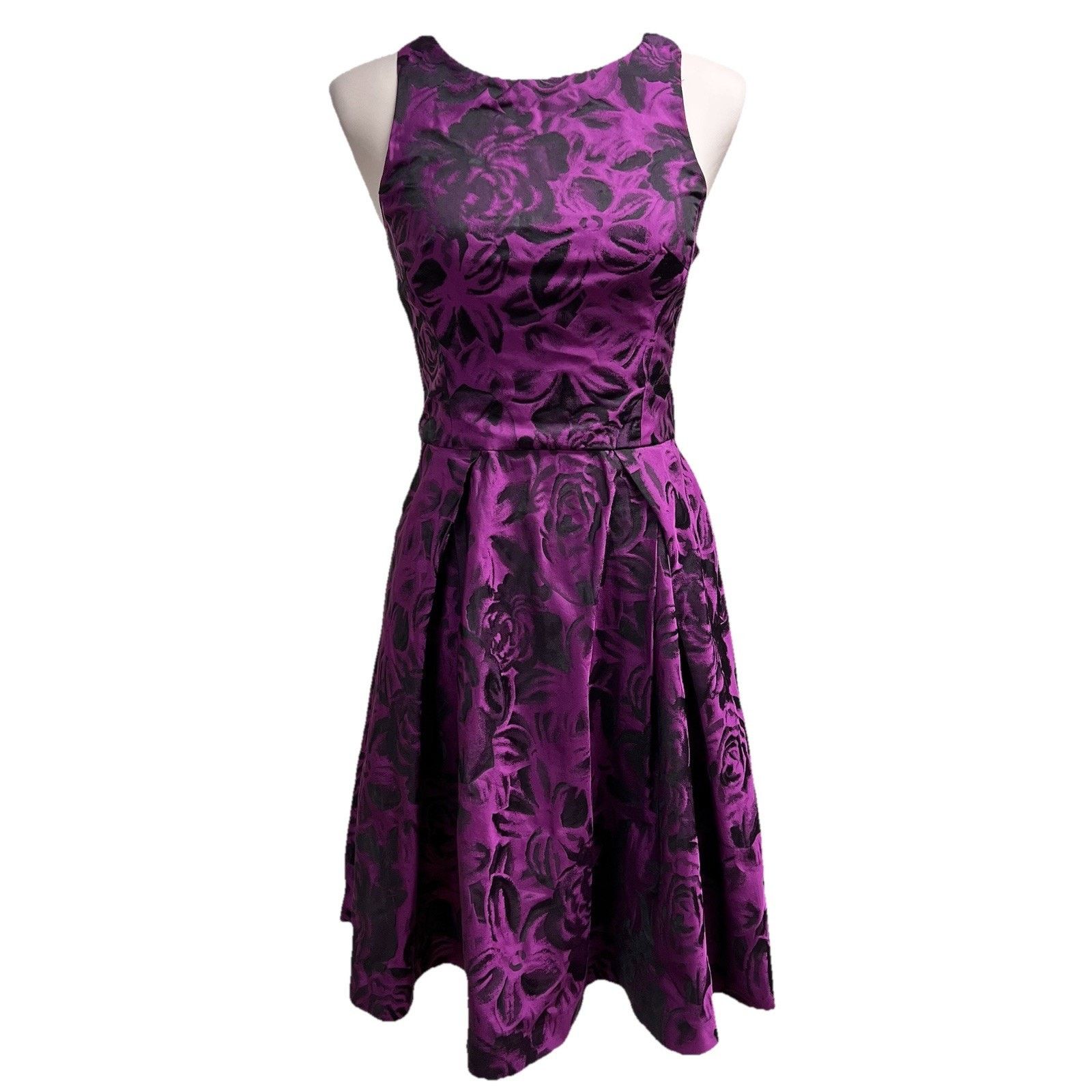 Betsey Johnson Y2K Betsey Johnson Sz 4 Dress Purple Black Floral Size S / US 4 / IT 40 - 1 Thumbnail