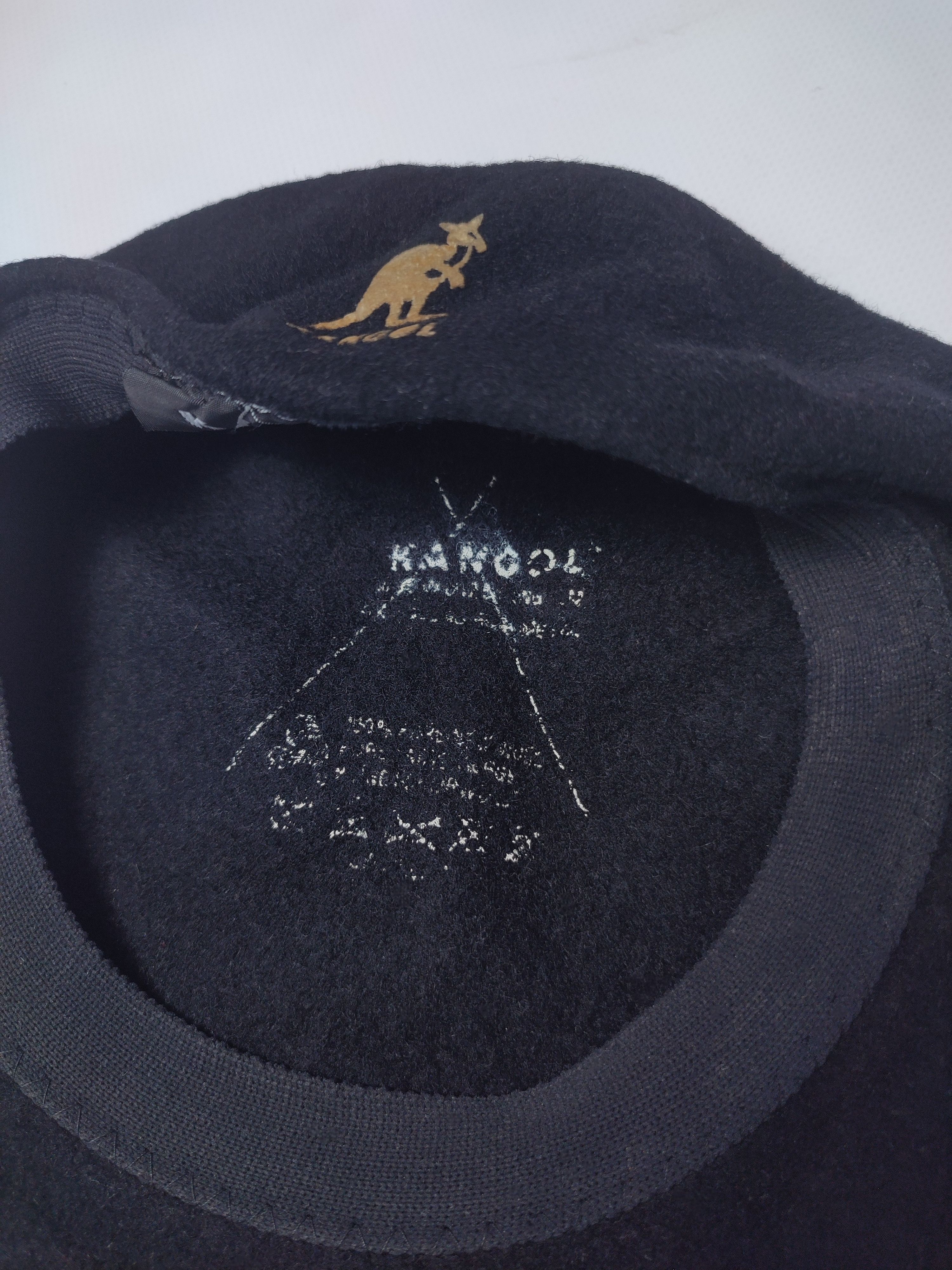 Vintage Kangol Black Wool 504 Flat Cap Kangaroo Logo Vintage Size ONE SIZE - 9 Thumbnail