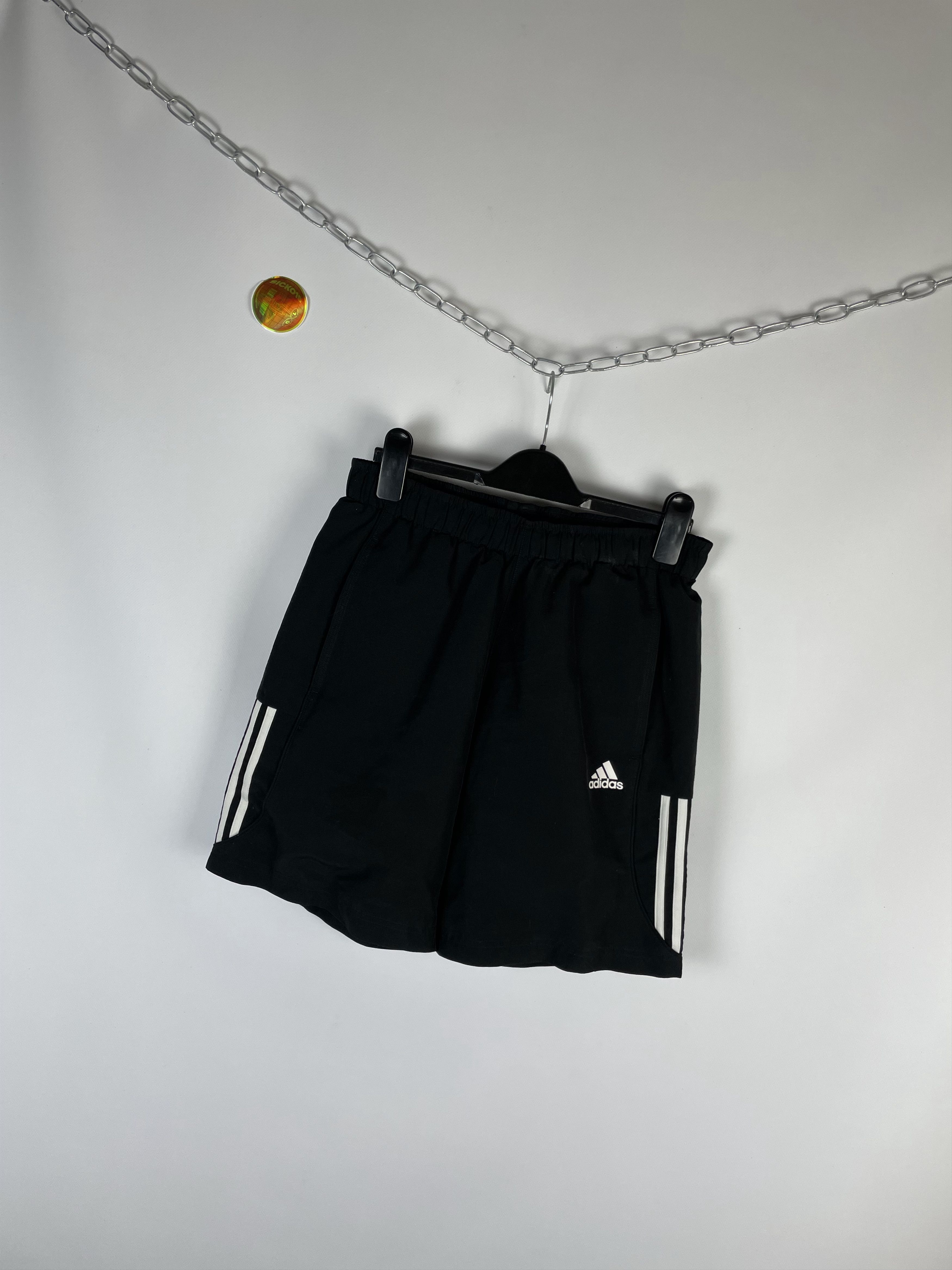 Adidas Vintage Adidas Shorts Y2k Size US 30 / EU 46 - 2 Thumbnail