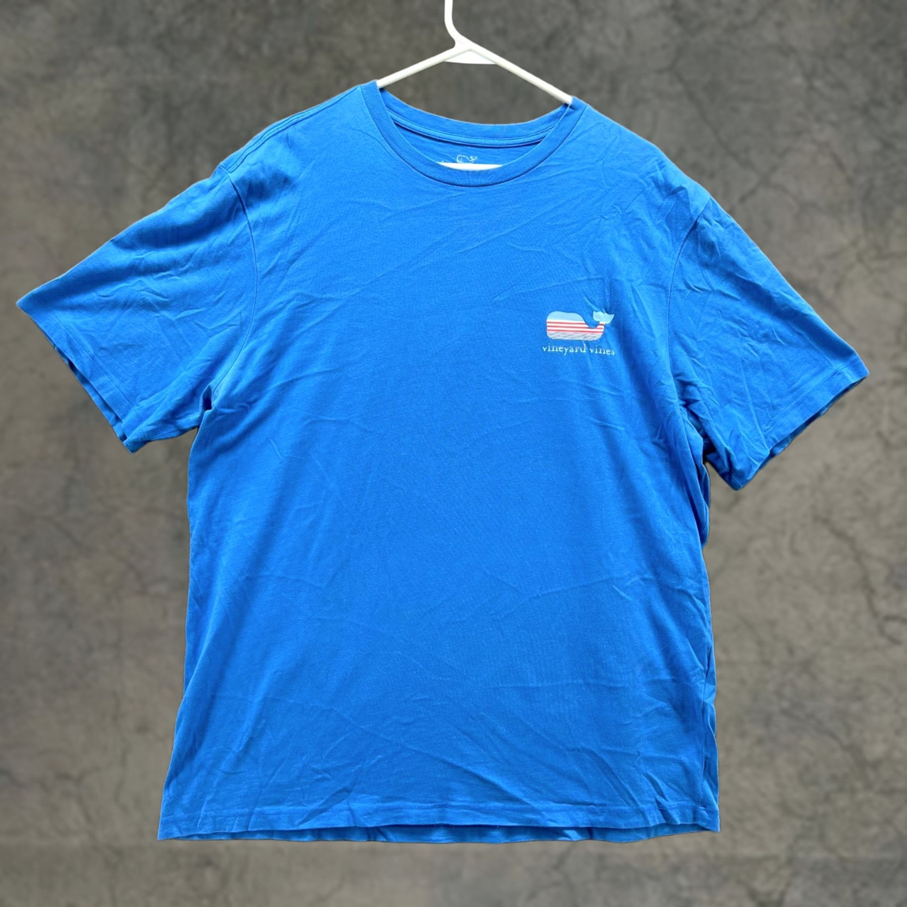 Vineyard Vines Vineyard Vines Shirt Mens Large Blue Casual Tee Crewneck Big Whale Print Vtg Size US L / EU 52-54 / 3 - 1 Thumbnail