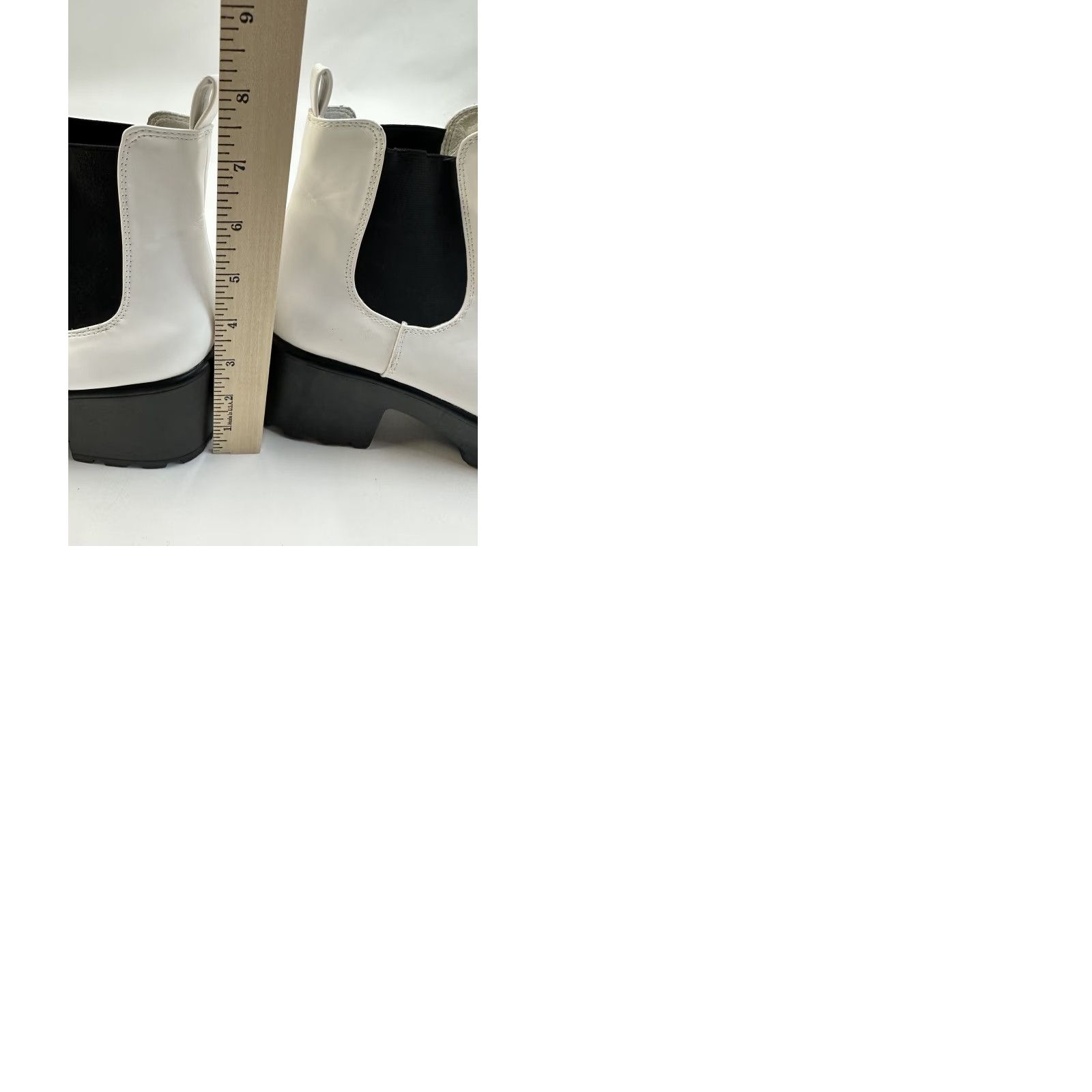 Nasty Gal Nasty Gal Women Chelsea Boot Liza White Size 6 US Block Heel Synthetic Faux Leather Chelsea Shaft Ankle Casual Shoes Size US 6 / IT 36 - 9 Thumbnail