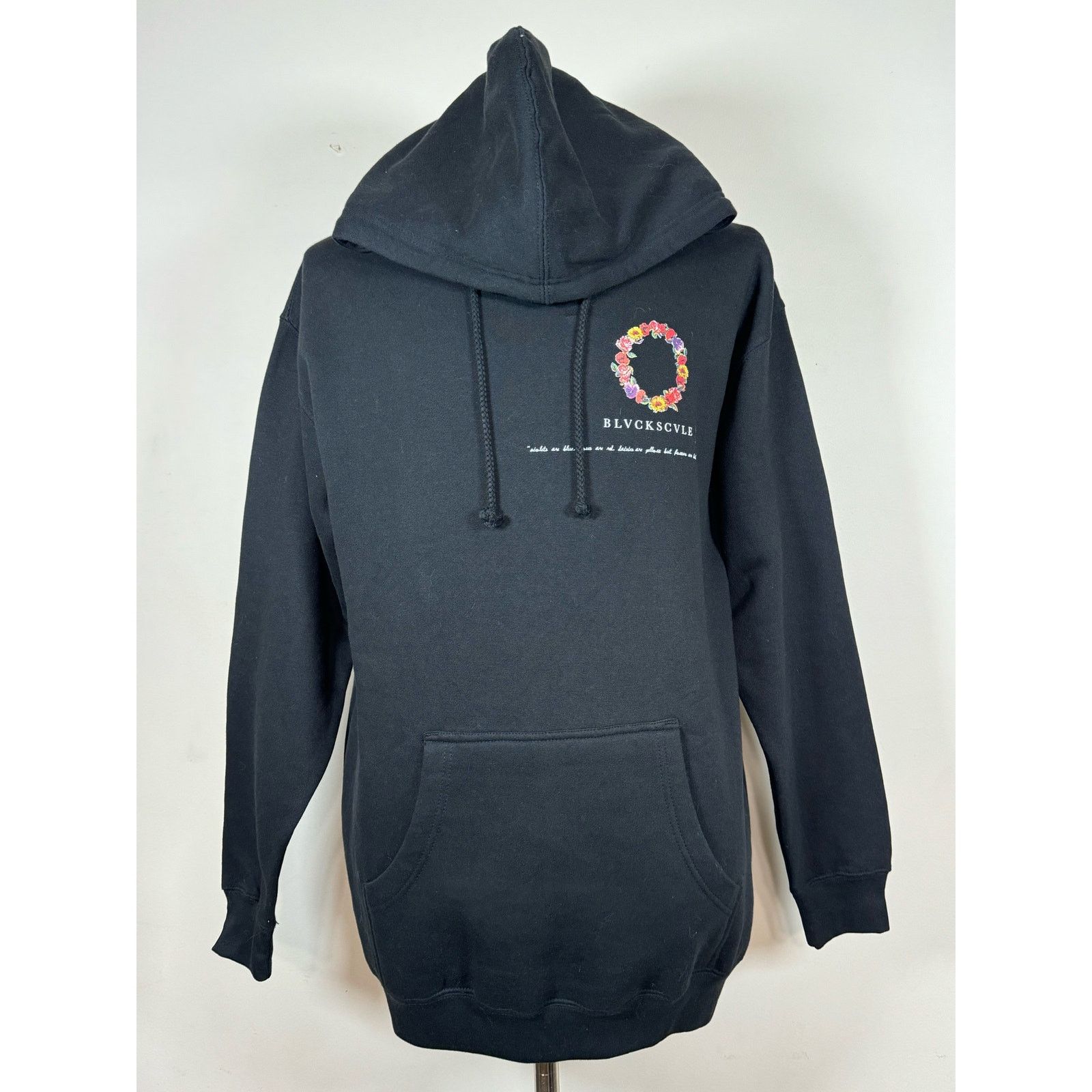 Unknown London Black Scale Flower Wreath Black Pullover Hoodie Men’s Size L Size US L / EU 52-54 / 3 - 1 Thumbnail