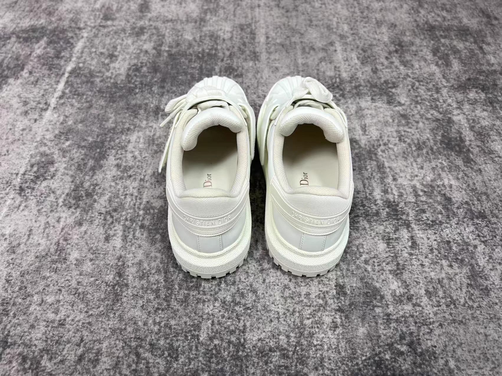 Dior DIOR Shell Gilded Logo Sneakers K1 Size US 5.5 / IT 35.5 - 3 Thumbnail