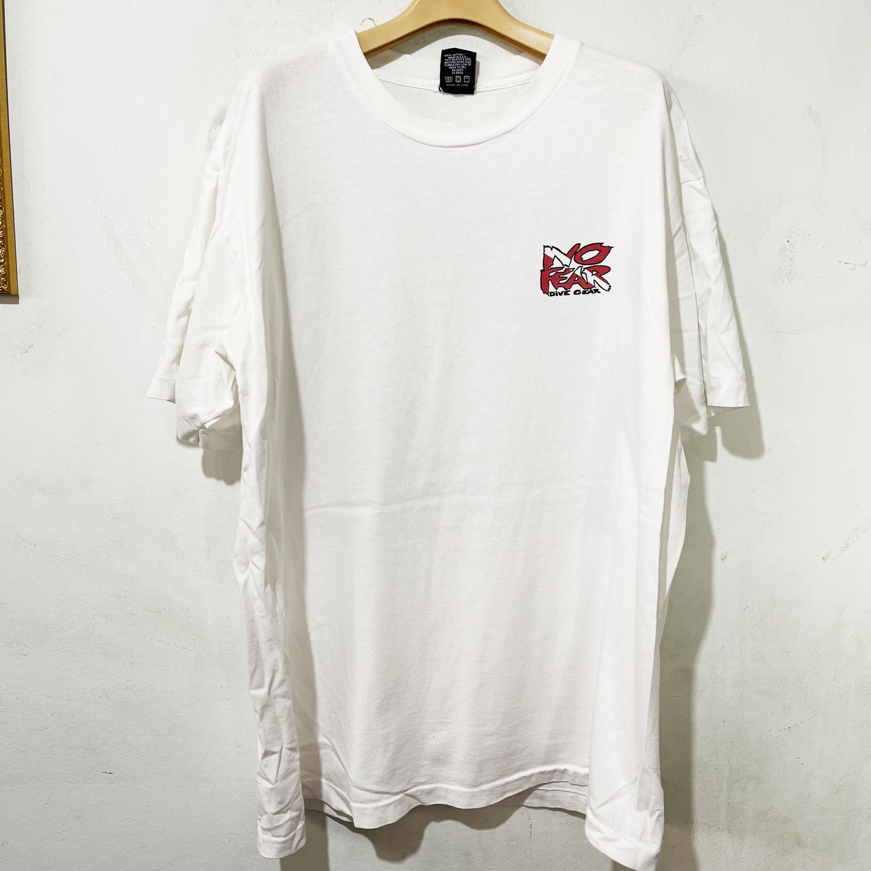 Vintage Vintage 90s No Fear Dive Gear T-Shirt Size US XL / EU 56 / 4 - 4 Thumbnail
