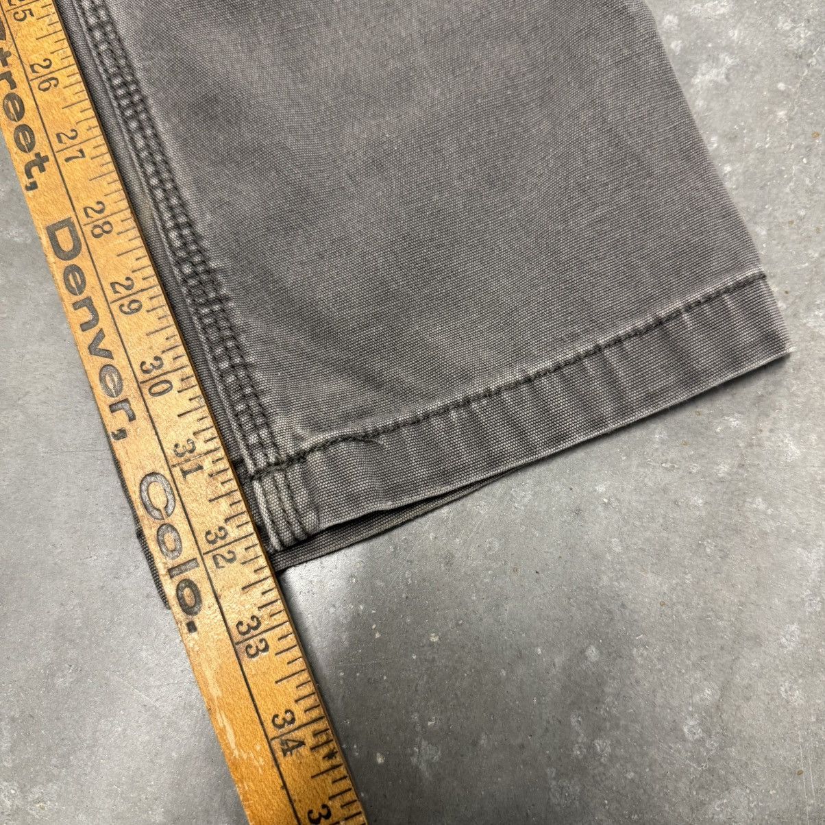 Carhartt × Vintage VTG Fucked Up Carhartt Paint Splatter Distressed Work Pants Size US 30 / EU 46 - 21 Thumbnail
