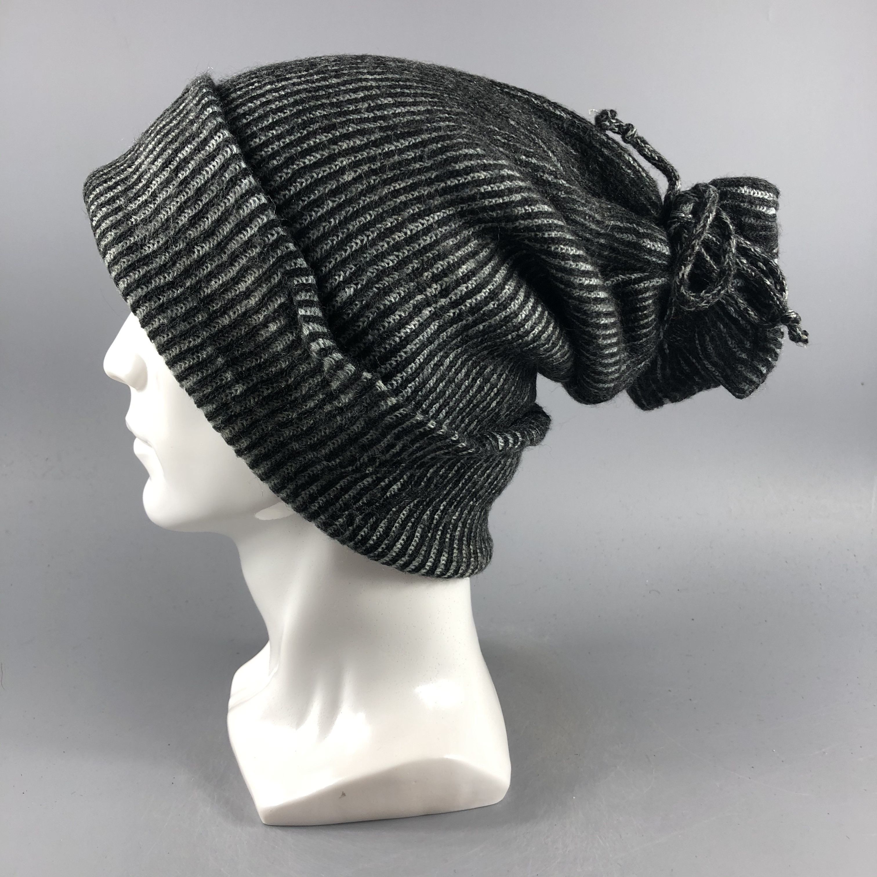 Vintage Vintage Beanie Snow Hat Snow Cap -D174 Size ONE SIZE - 1 Thumbnail