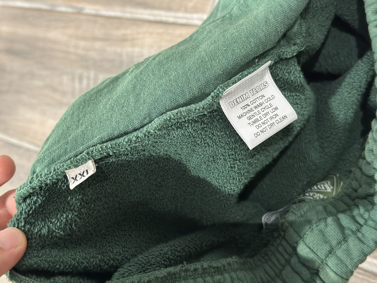 DENIM TEARS Denim Tears University Sweat Shorts Green Size US 38 / EU 54 - 4 Thumbnail