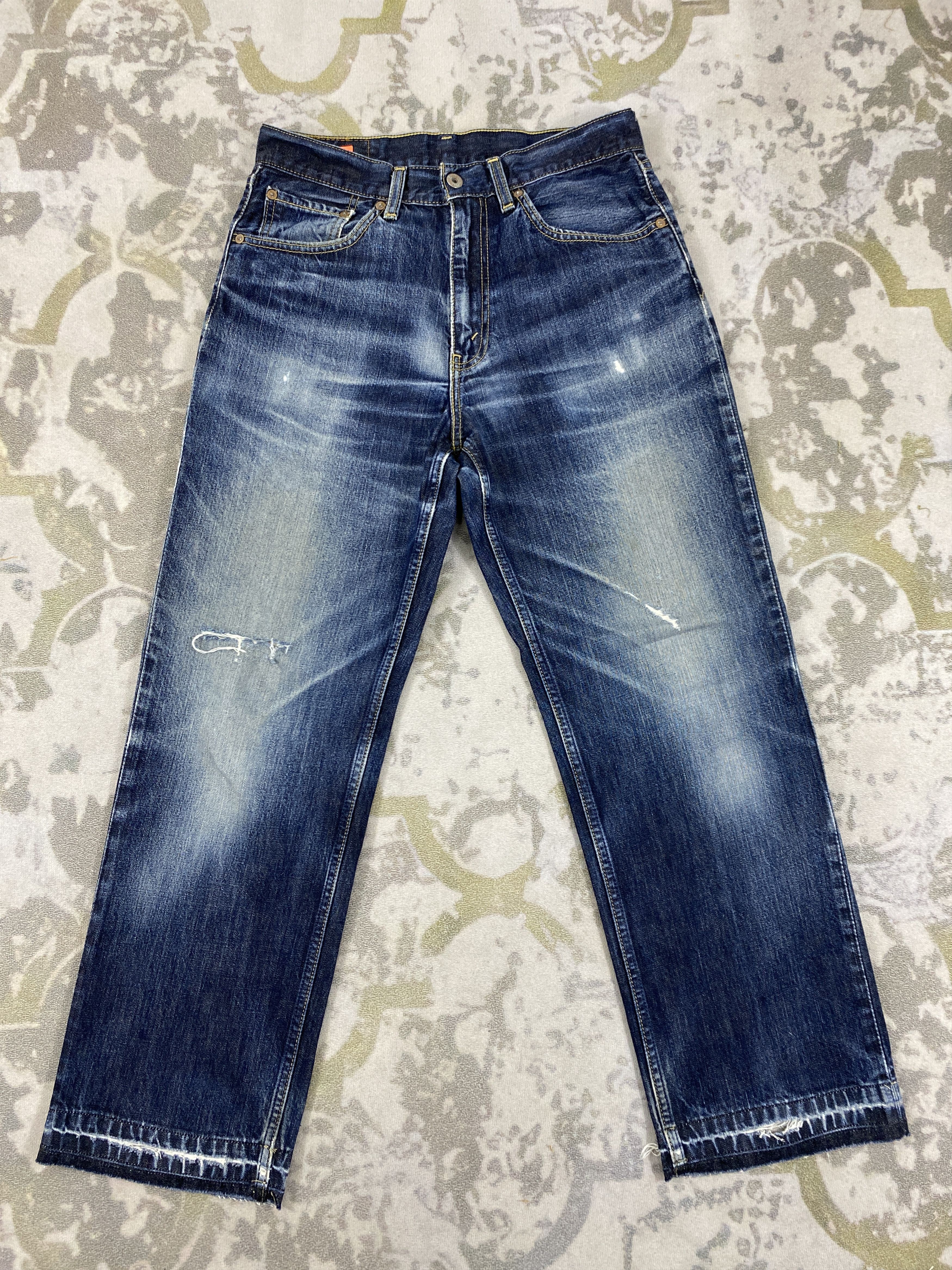 Levi's Distressed Blue Vintage Levi's 502 Jeans 31x28 Denim- JN3622 Size US 31 - 1 Thumbnail