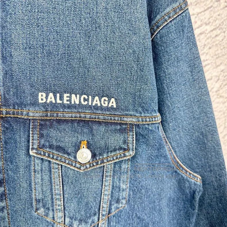 Balenciaga Balenciaga Front and Back Letter Logo Denim Jacket Size XXS / US 00 / IT 34 - 3 Thumbnail