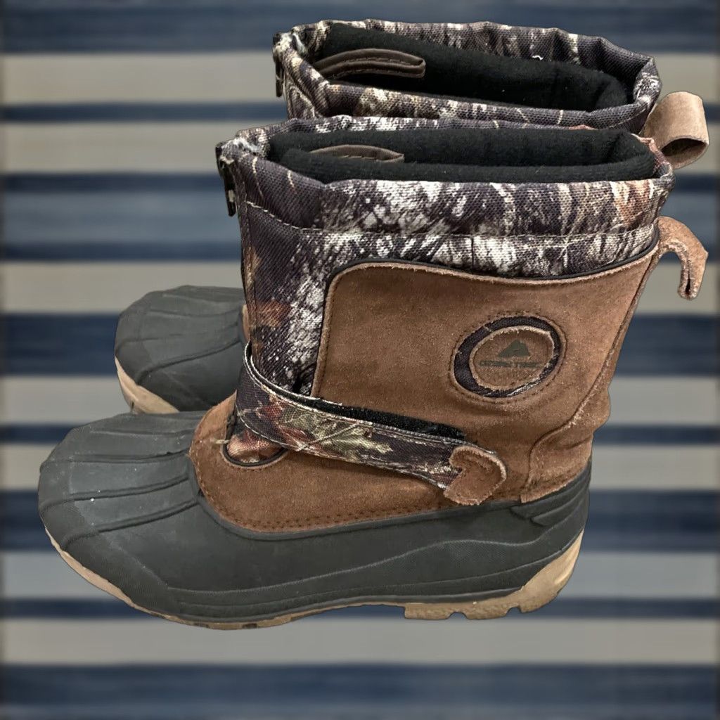 Vintage VINTAGE Ozark Trail Thinsulate Duck Boots Size 6 Camouflage Brown Winter Teens Size US 6 / EU 39 - 1 Thumbnail