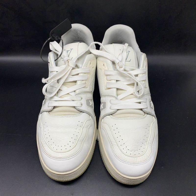 Louis Vuitton Louis Vuitton Trainer Low Top Sneakers in White Size US 7 / IT 37 - 1 Thumbnail