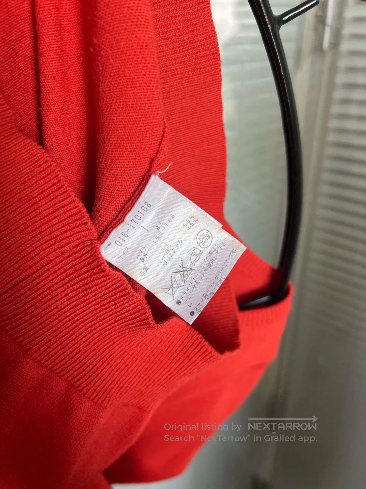 Vivienne Tam VIVIENNETAM Red 7-Sleeve Dragon Button Knit. Size M / US 6-8 / IT 42-44 - 8 Thumbnail