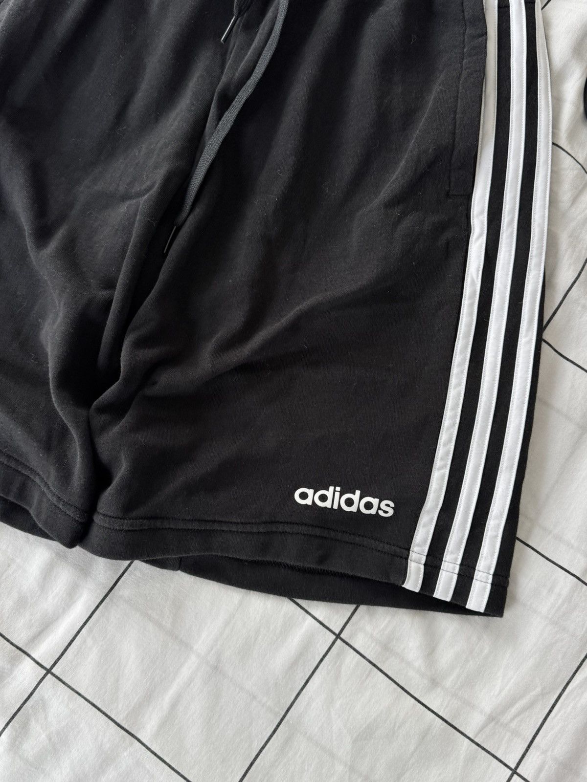 Adidas Adidas Baggy Shorts Balenciaga Style Size US 32 / EU 48 - 4 Thumbnail