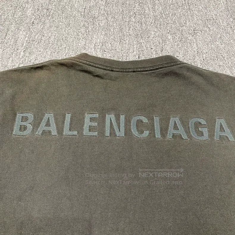 Balenciaga Balenciaga Dark Green Small Logo Short Sleeve Size US L / EU 52-54 / 3 - 7 Thumbnail