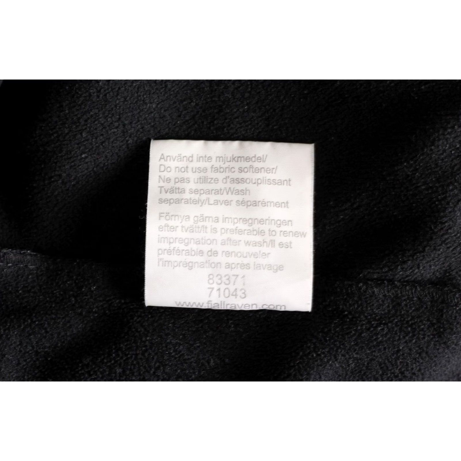 Vintage Vintage FJALLRAVEN Windstopper Jacket Men Size S MJ5656 Size US S / EU 44-46 / 1 - 7 Thumbnail
