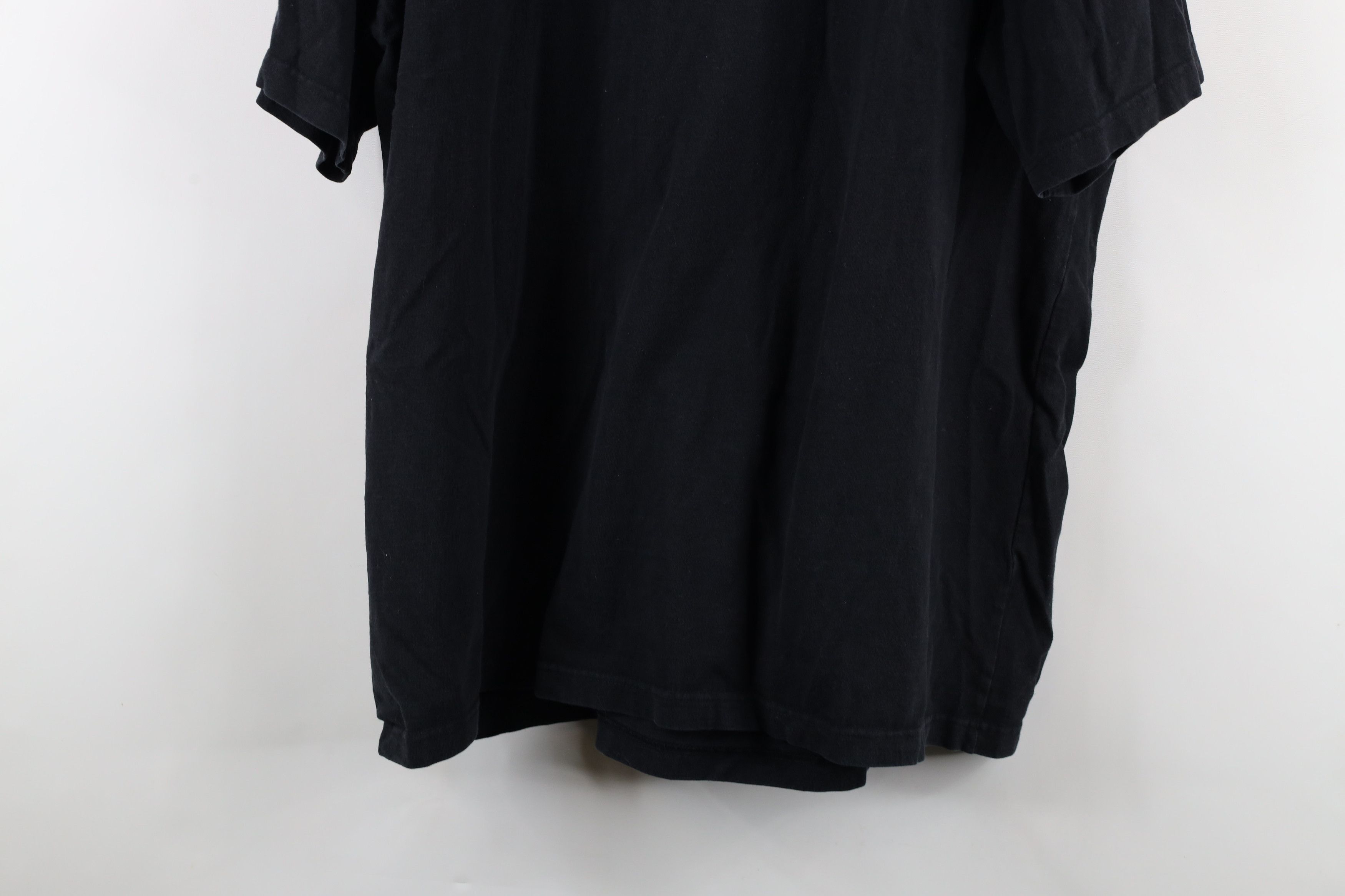 Vintage Vintage 90s Streetwear Michael Jordan Big Basketball T-Shirt Size US XXL / EU 58 / 5 - 9 Thumbnail