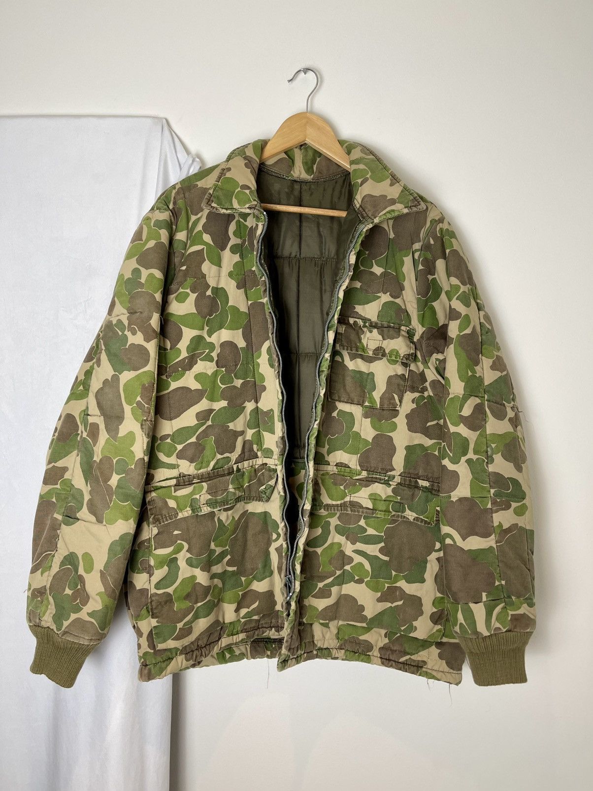 Vintage 70s Oversized quilted thrashed faded bomber work jacket hunt Size US L / EU 52-54 / 3 - 1 Thumbnail