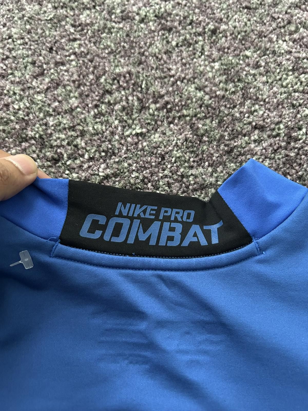 Nike Nike Pro Combat Hyperwarm Shield Long Sleeve Size US L / EU 52-54 / 3 - 9 Thumbnail