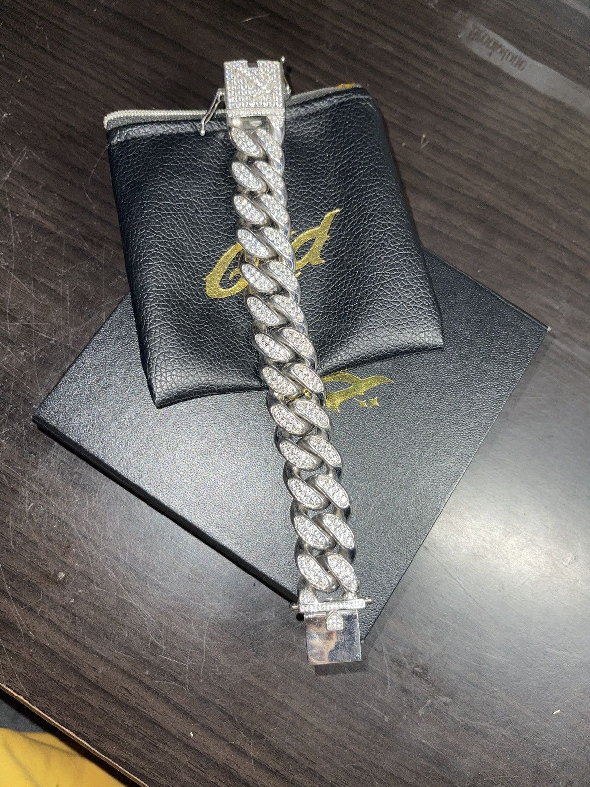 Other GLD Cuban Link Bracelet in White Gold- 19mm Size ONE SIZE - 3 Thumbnail