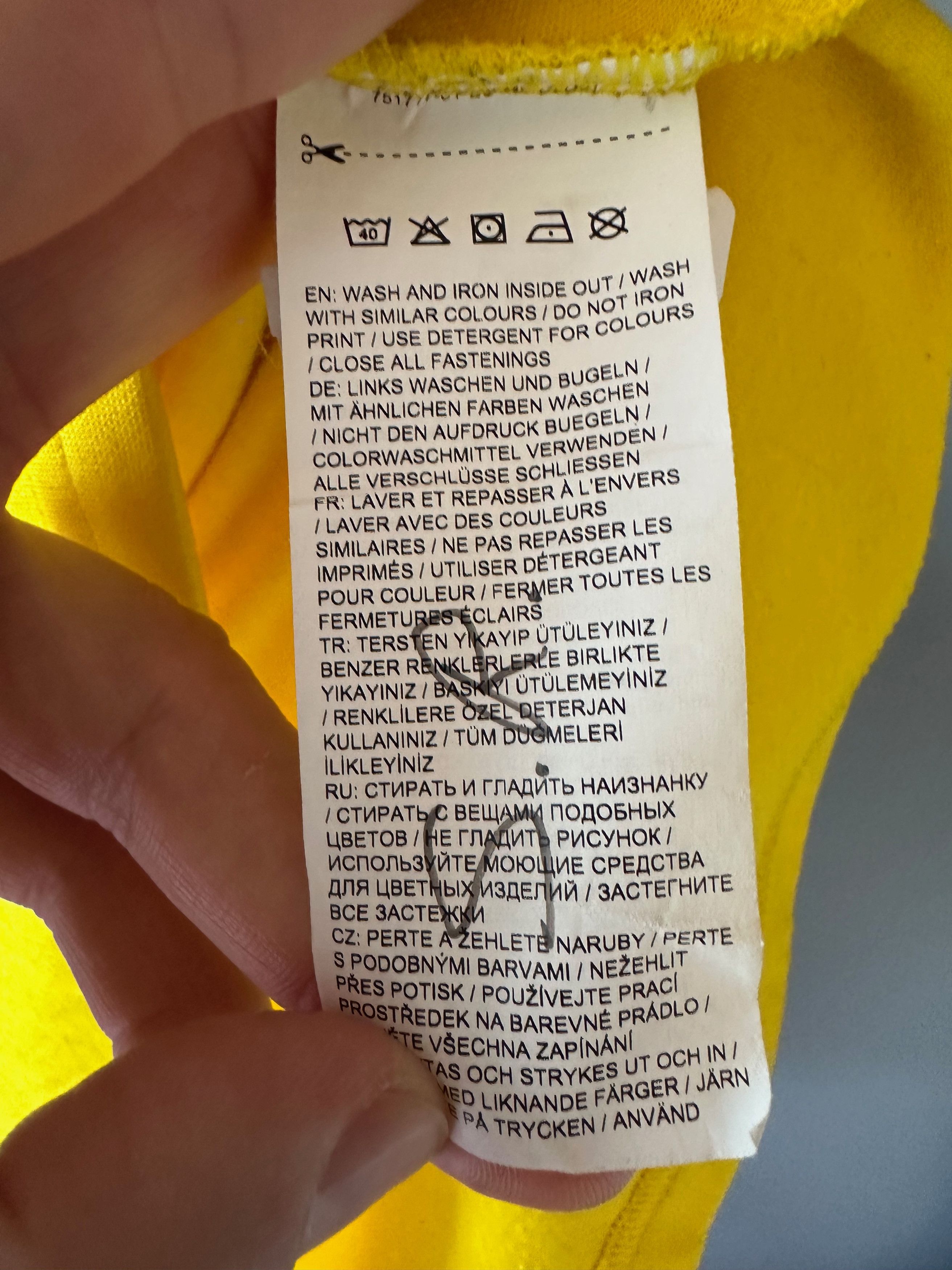 Puma 2017-18 Borussia Dortmund Puma 1/4 Zip Training Top Size US S / EU 44-46 / 1 - 8 Thumbnail