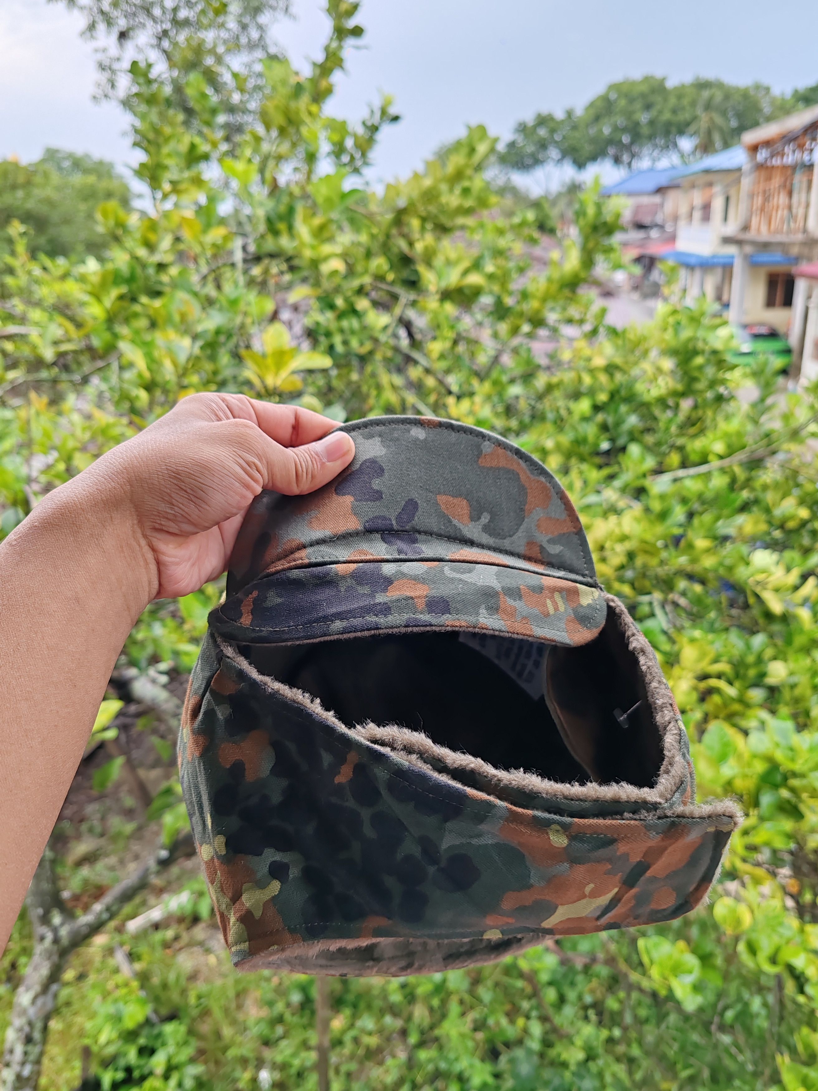 Vintage Genuine German Army Cold Weather Hat in Flecktarn Camo Size ONE SIZE - 6 Thumbnail