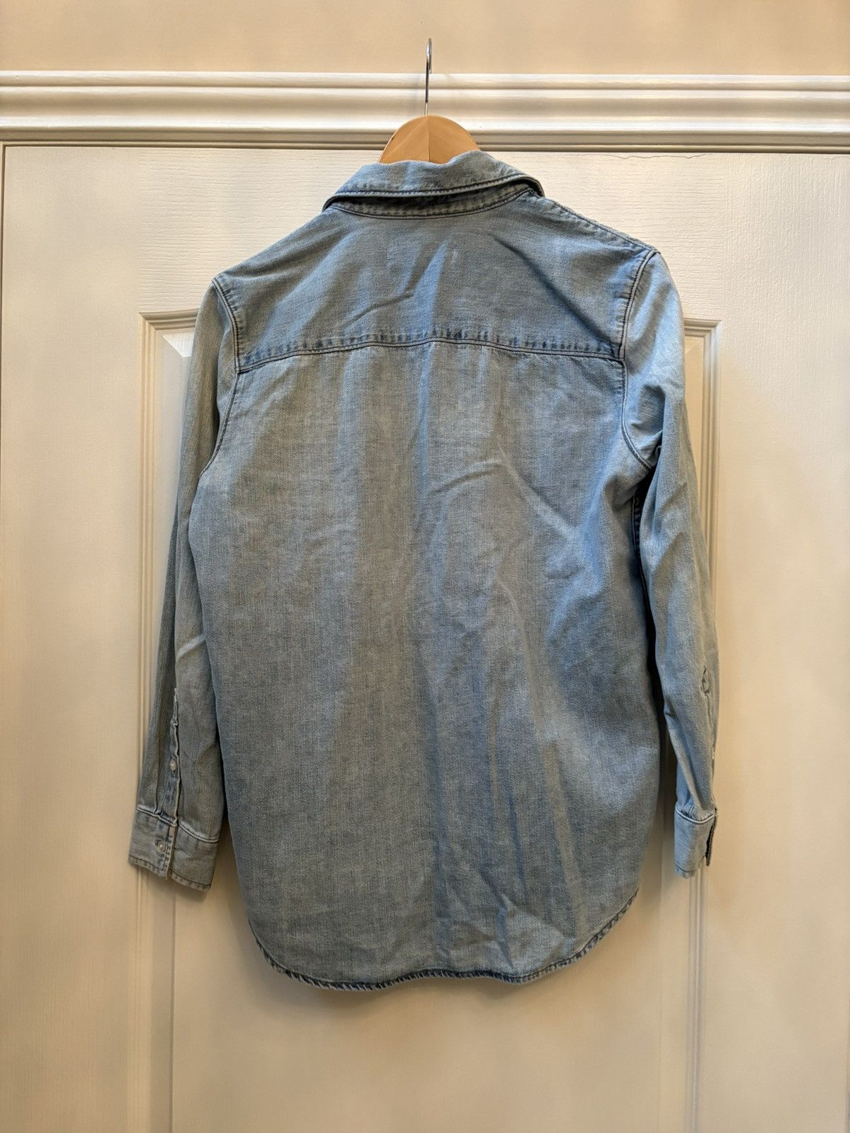 Aritzia Aritzia Denim Forum denim button down shirt Size XS / US 0-2 / IT 36-38 - 5 Thumbnail