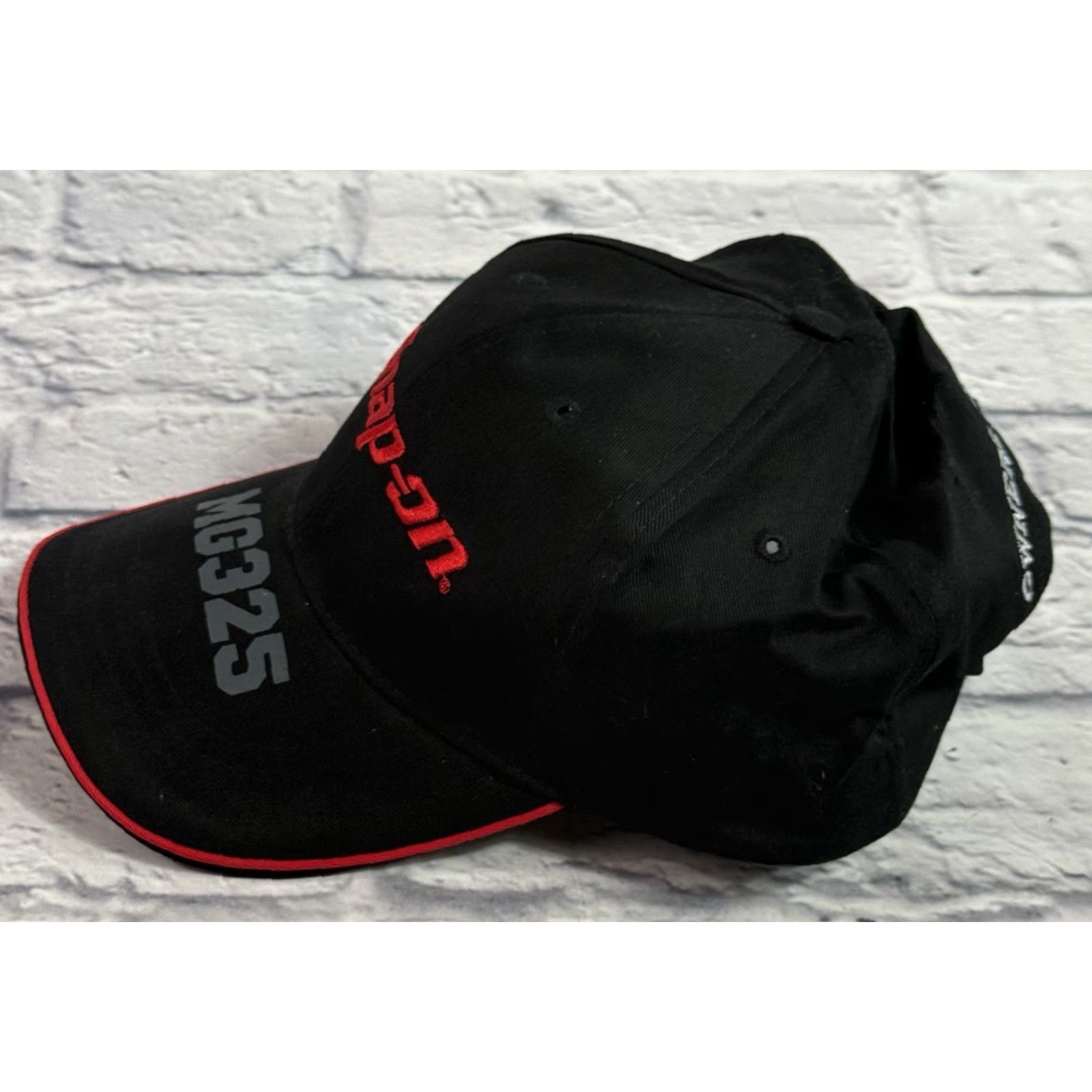 Vintage Snap-On Tools MG325 Black Adjustable Cap with Red Highlights OWNERS EDITION NEW Baseball Cap Men One Size Black Adjustable Canvas Hat Size ONE SIZE - 4 Thumbnail