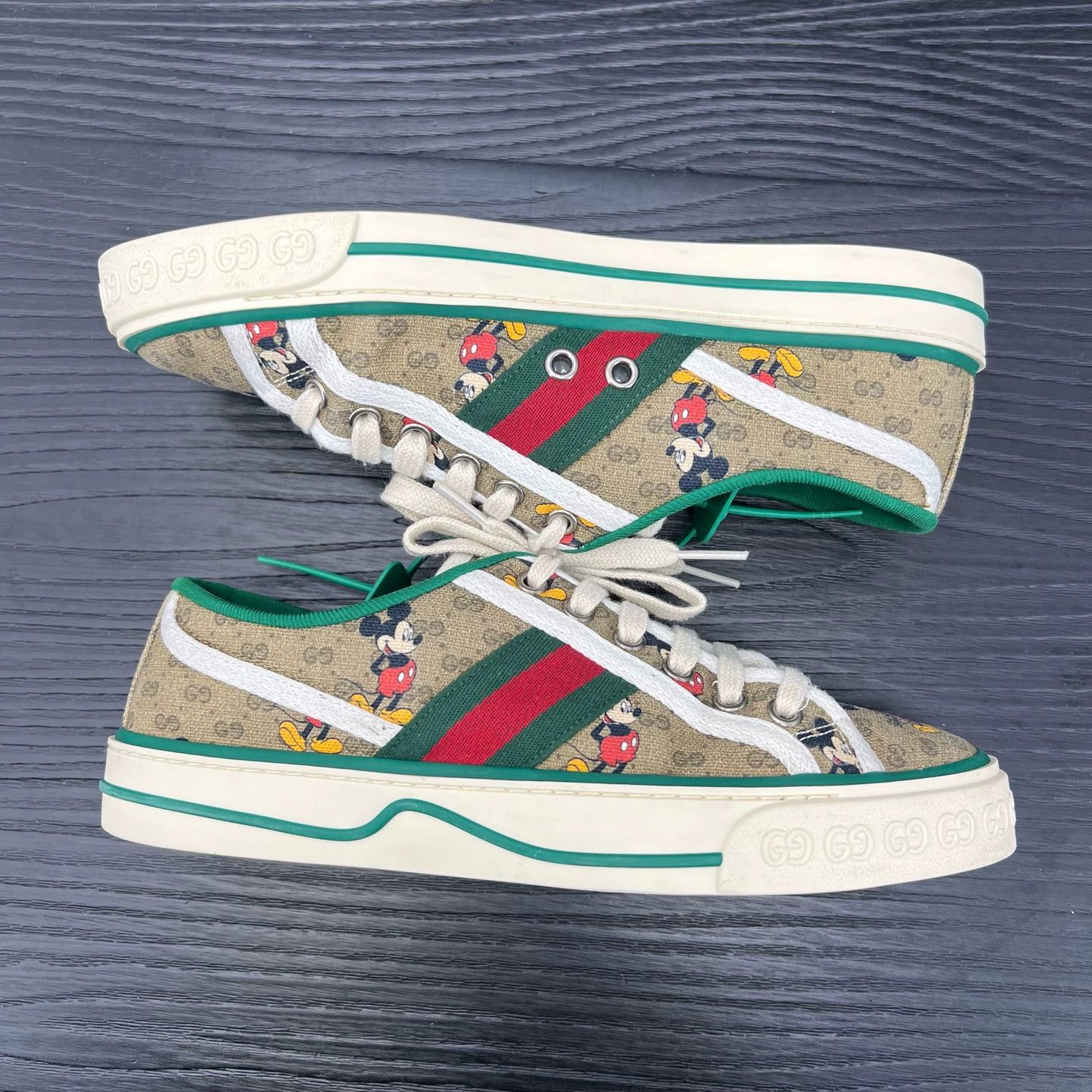 Gucci Gucci 1977 x Disney Brown Sneakers - Size 37 (Like New) Size US 6 / IT 36 - 7 Thumbnail